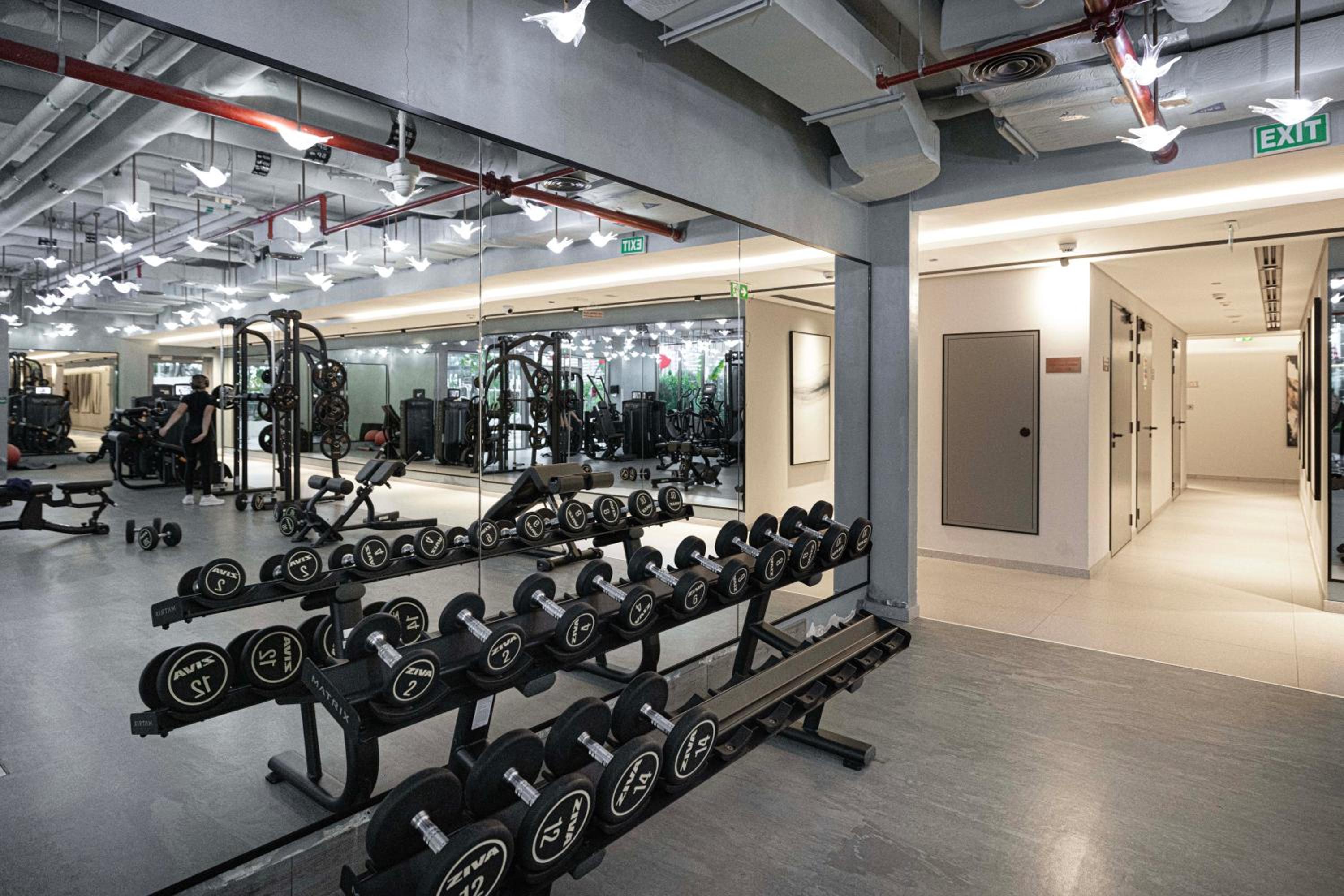 Cozy Studio Steps from Dubai Mall & Burj Khalifa