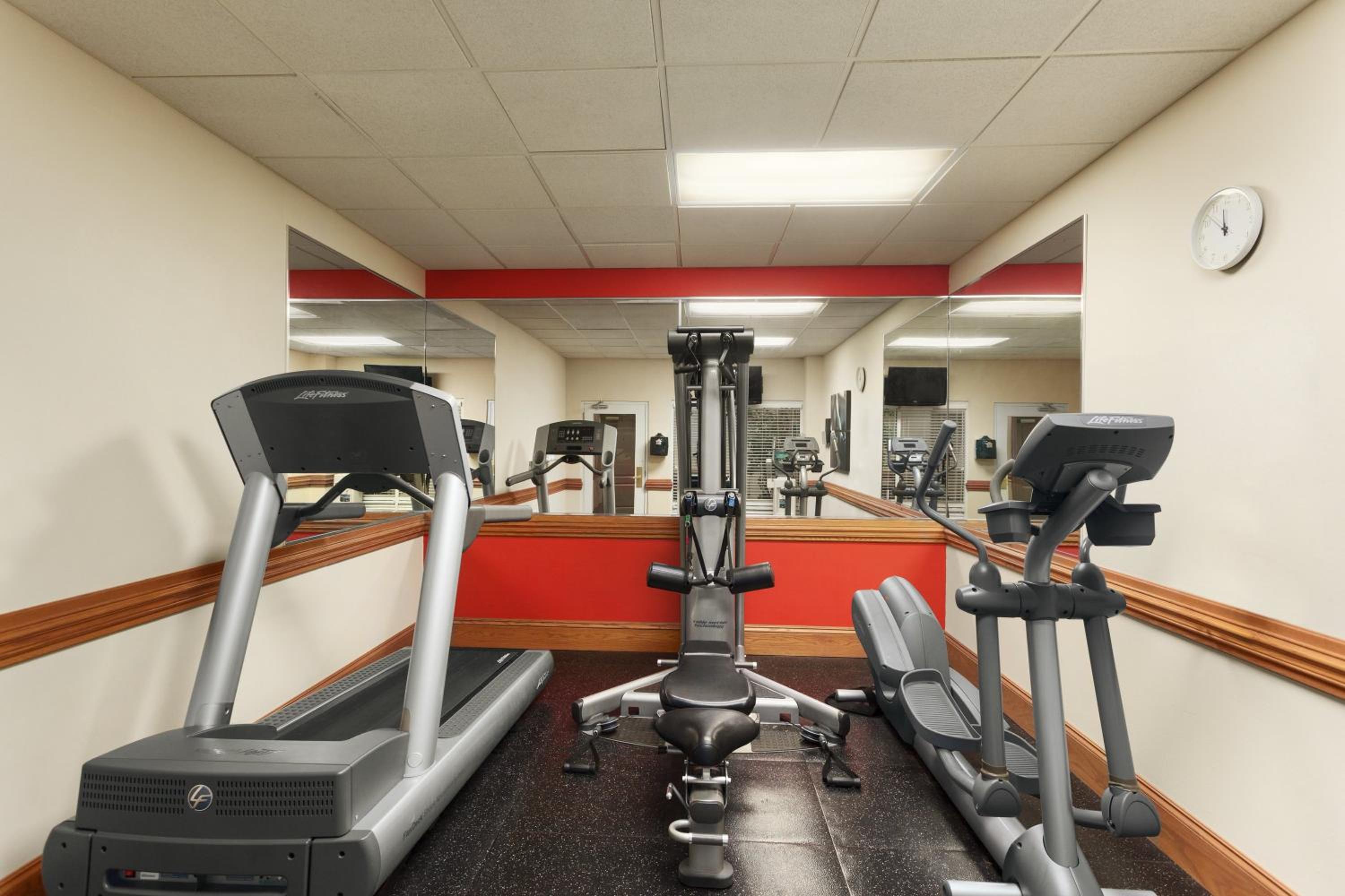 Tifton Vacations - Country Inn  Suites by Radisson, Tifton, GA - Property Image 5