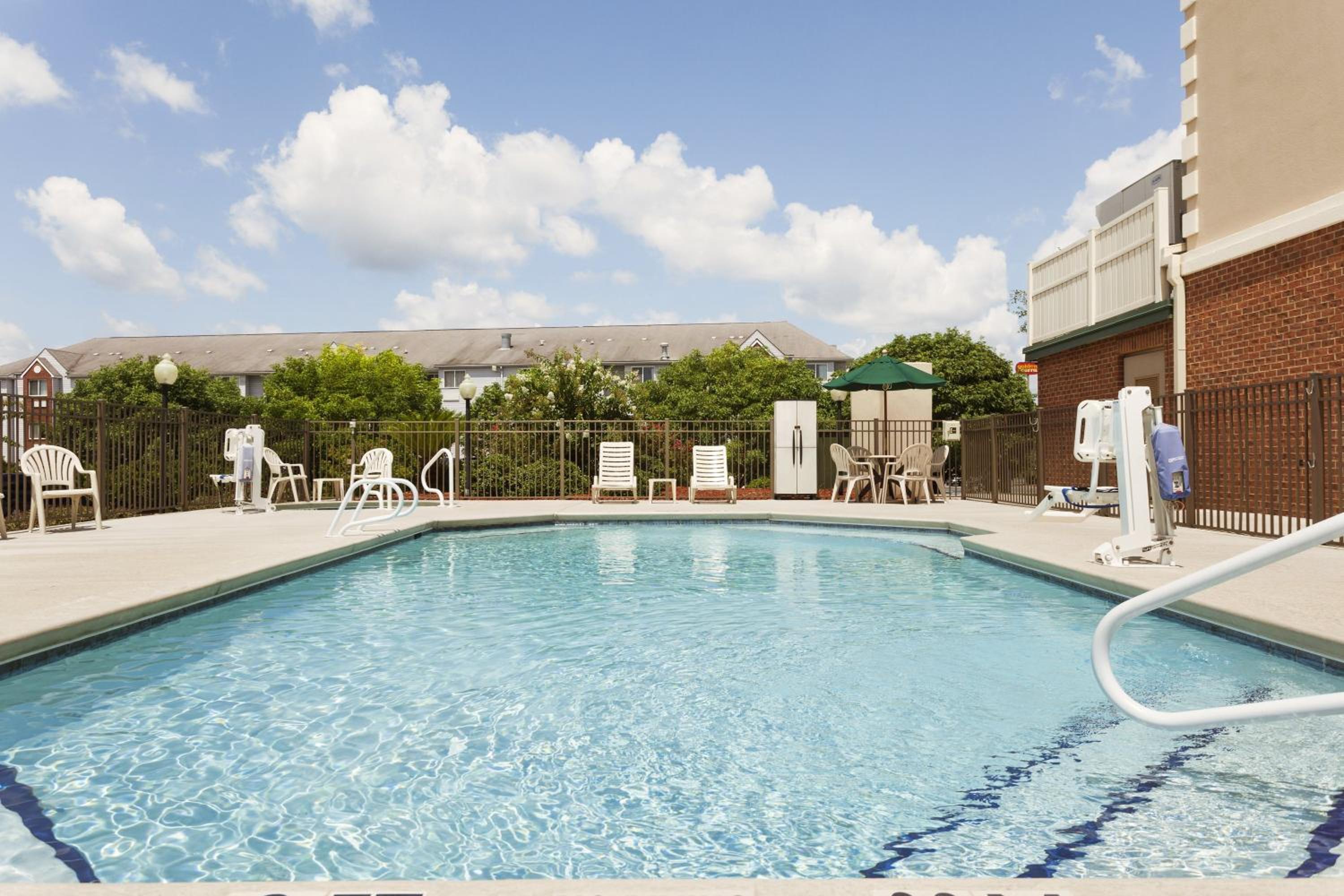 Tifton Vacations - Country Inn  Suites by Radisson, Tifton, GA - Property Image 4