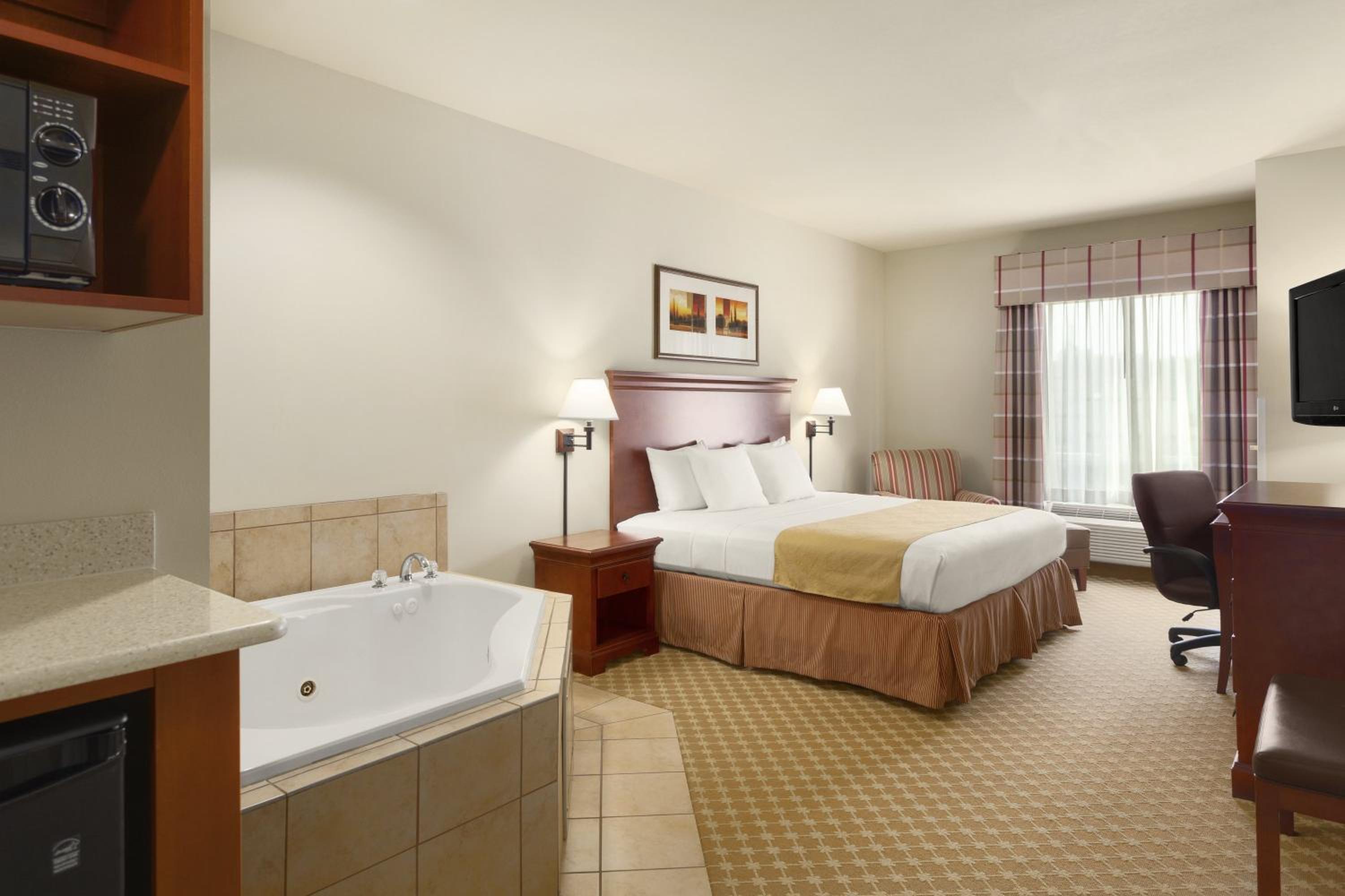 Tifton Vacations - Country Inn  Suites by Radisson, Tifton, GA - Property Image 11