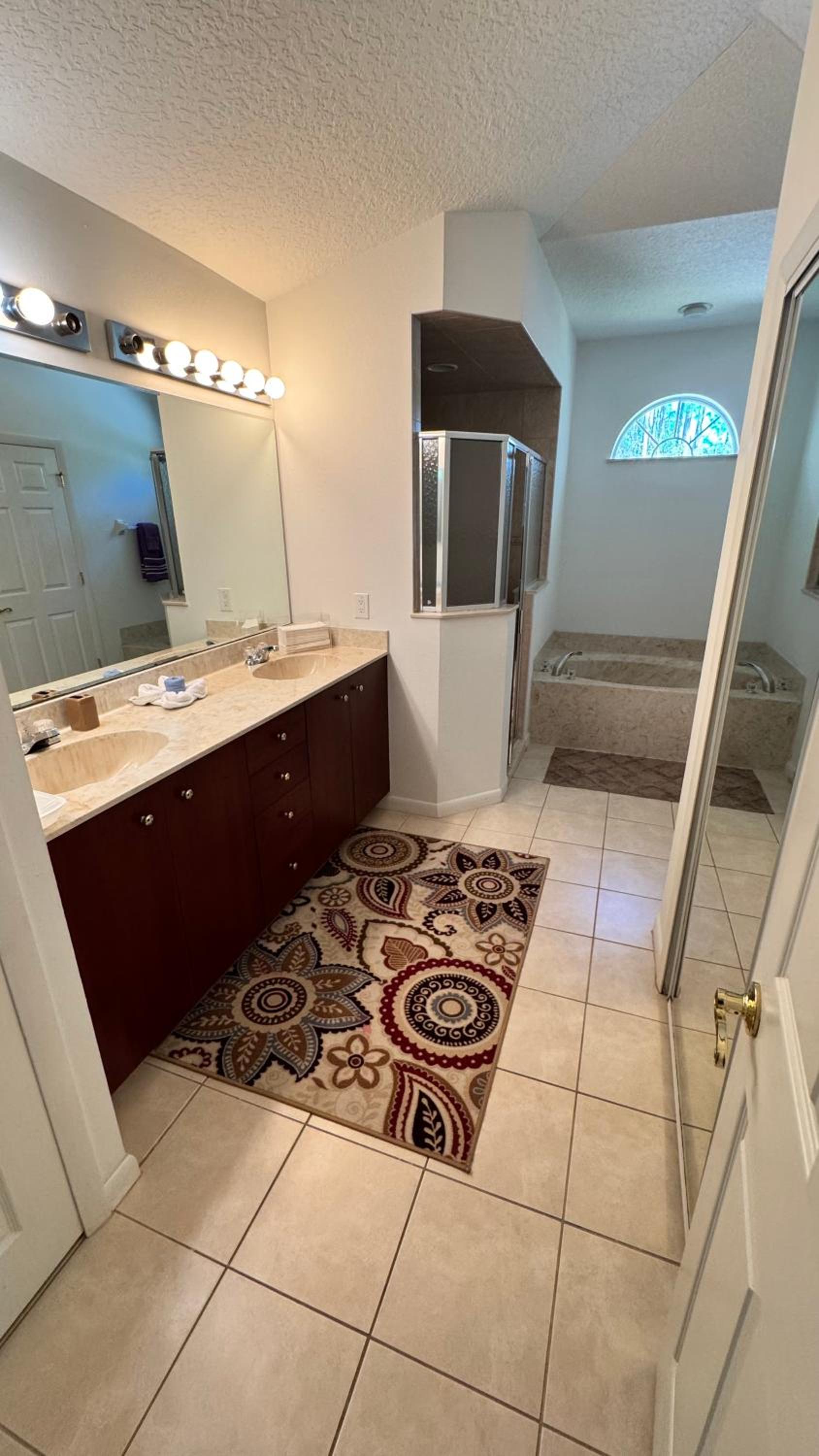 Cozy Private Home Close to the I95 Exit 284
