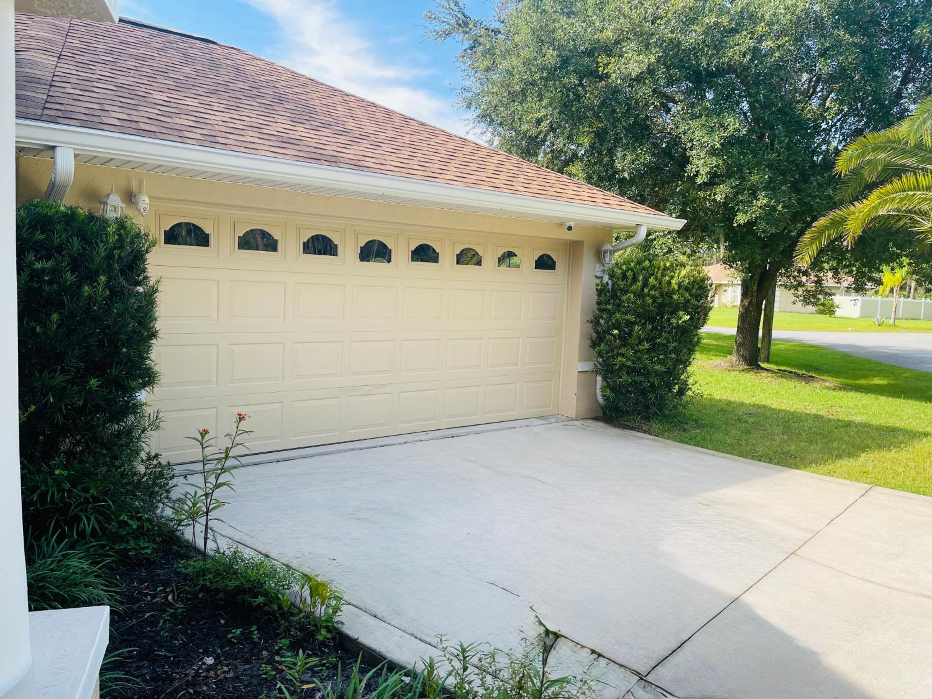 Cozy Private Home Close to the I95 Exit 284
