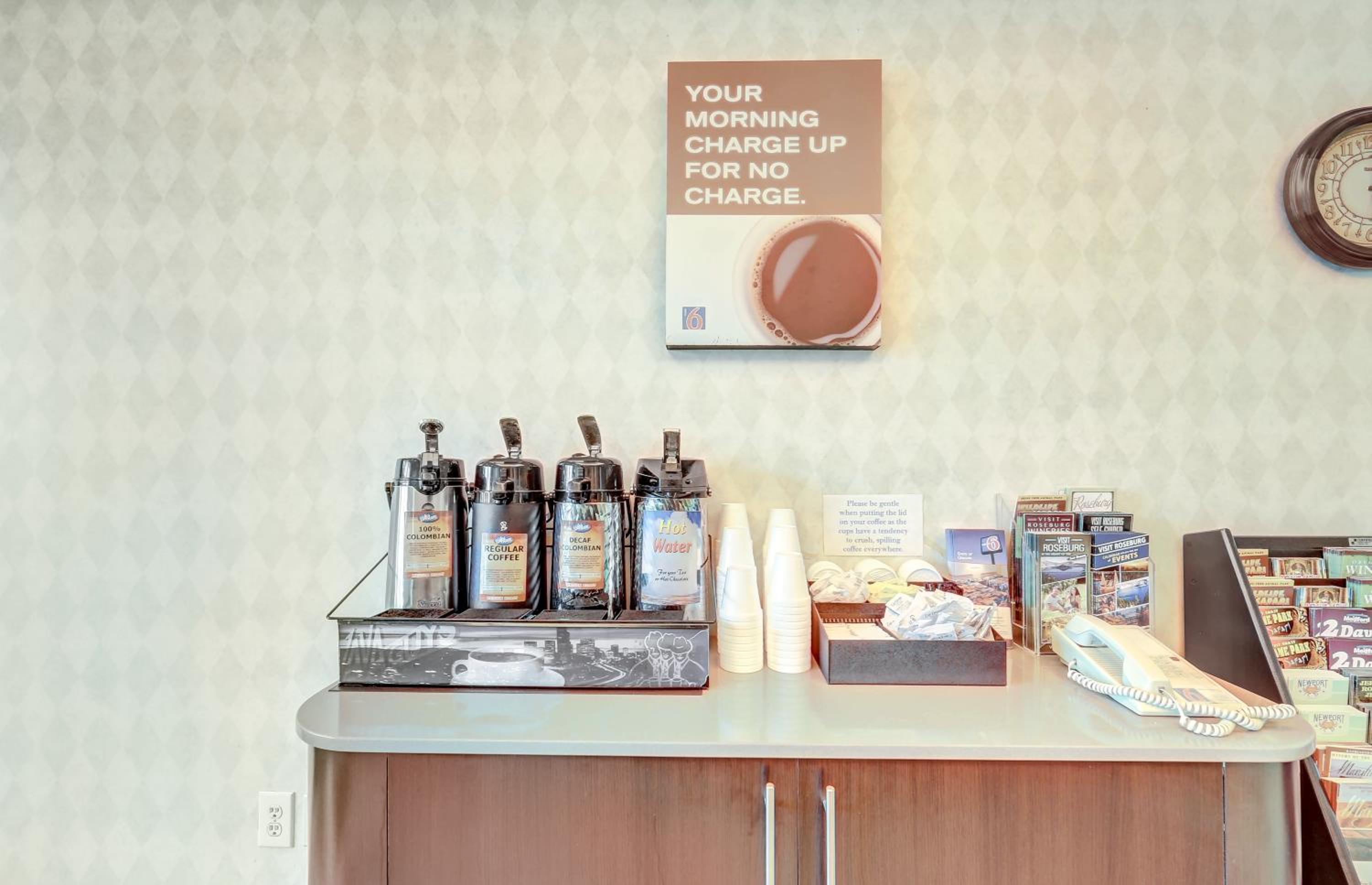 Roseburg Vacations - Motel 6-Roseburg, OR - Property Image 4