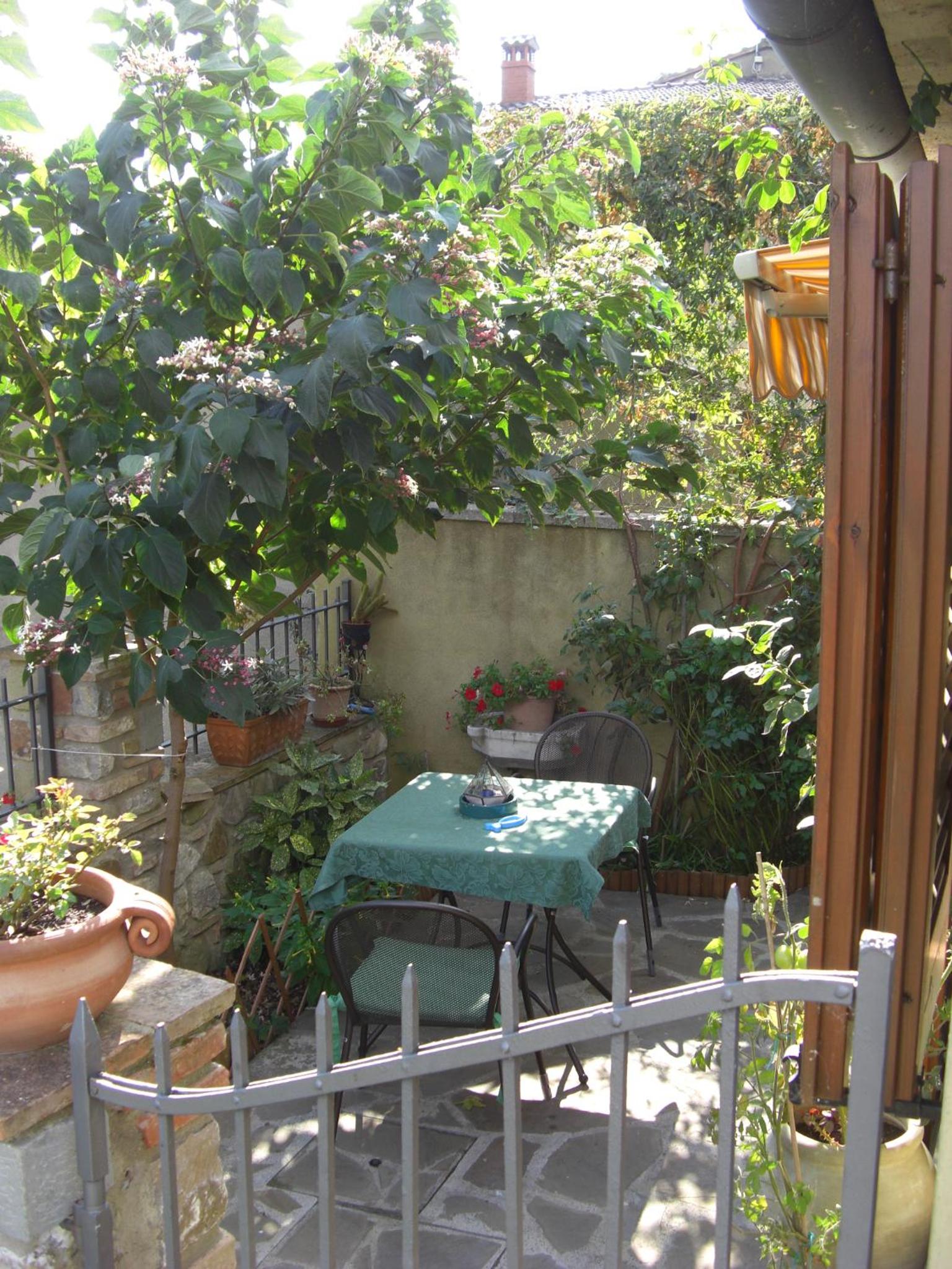 Photo 48
