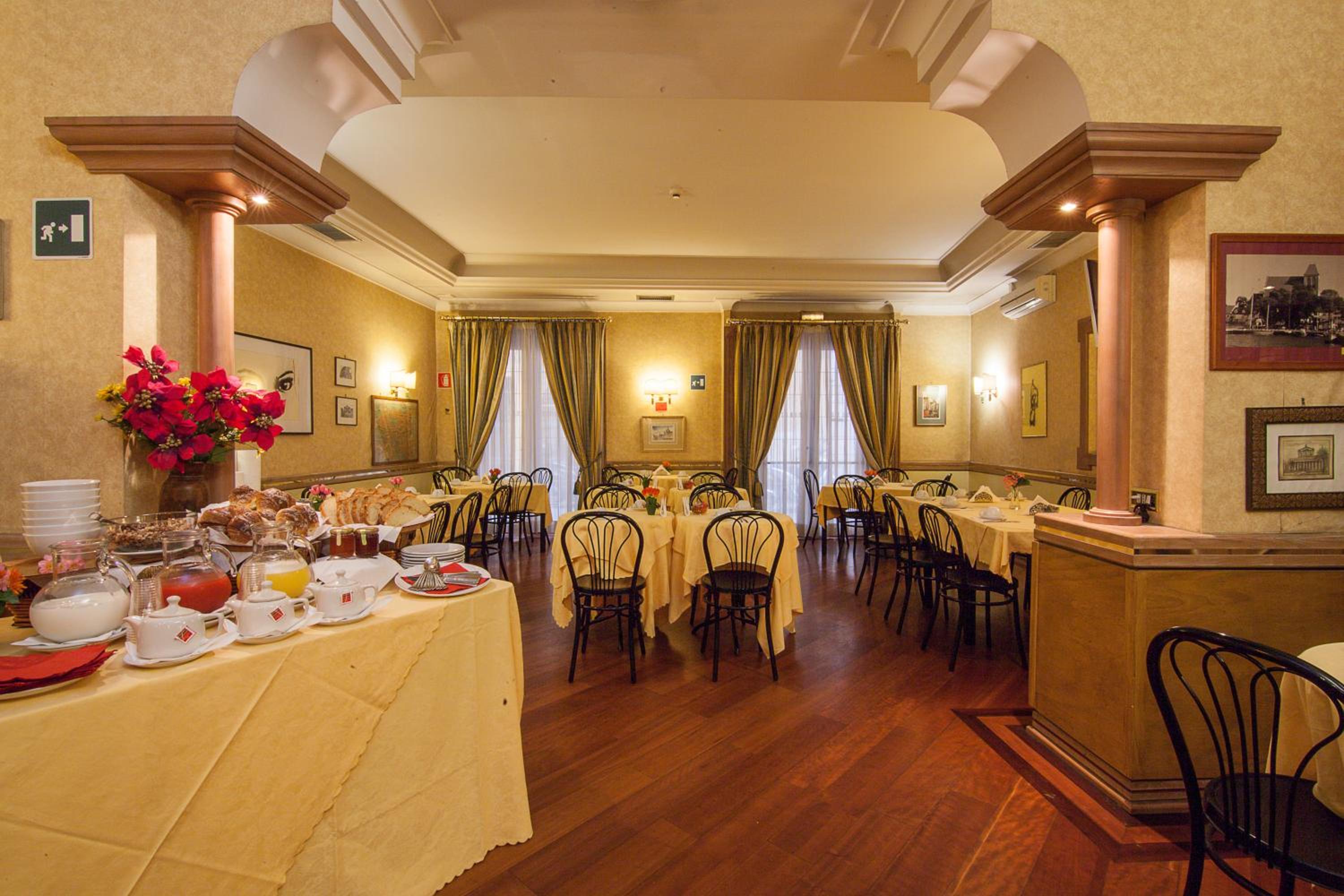 Hotel Pomezia-4