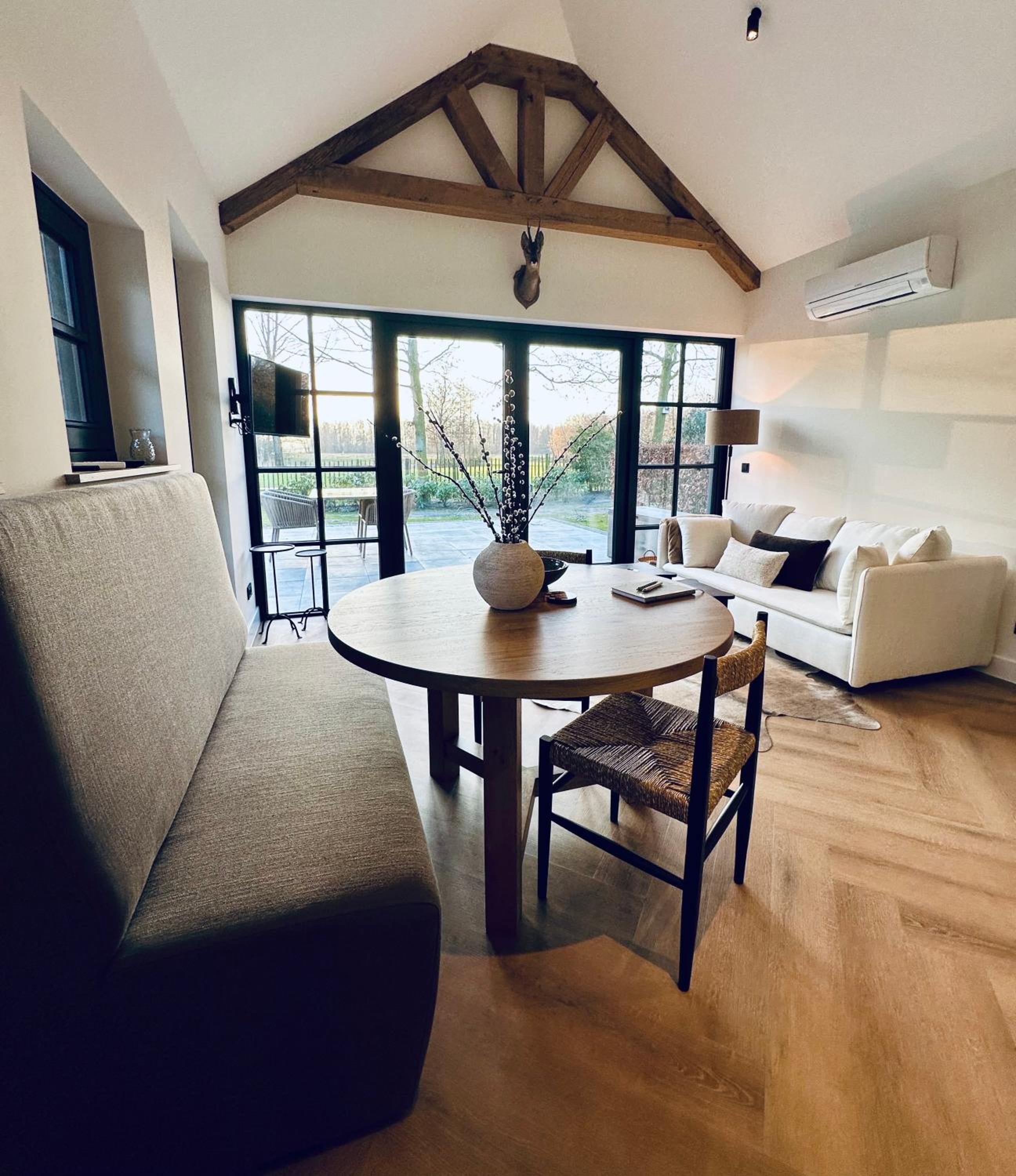 Landhuisje ter Heide - charming cottage with hottub