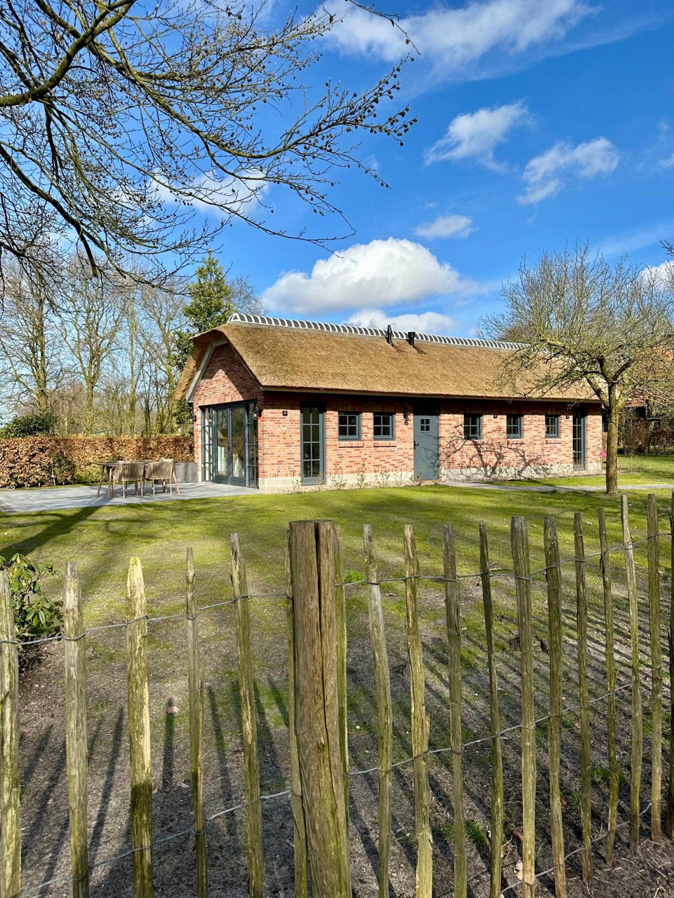 Landhuisje ter Heide - charming cottage with hottub