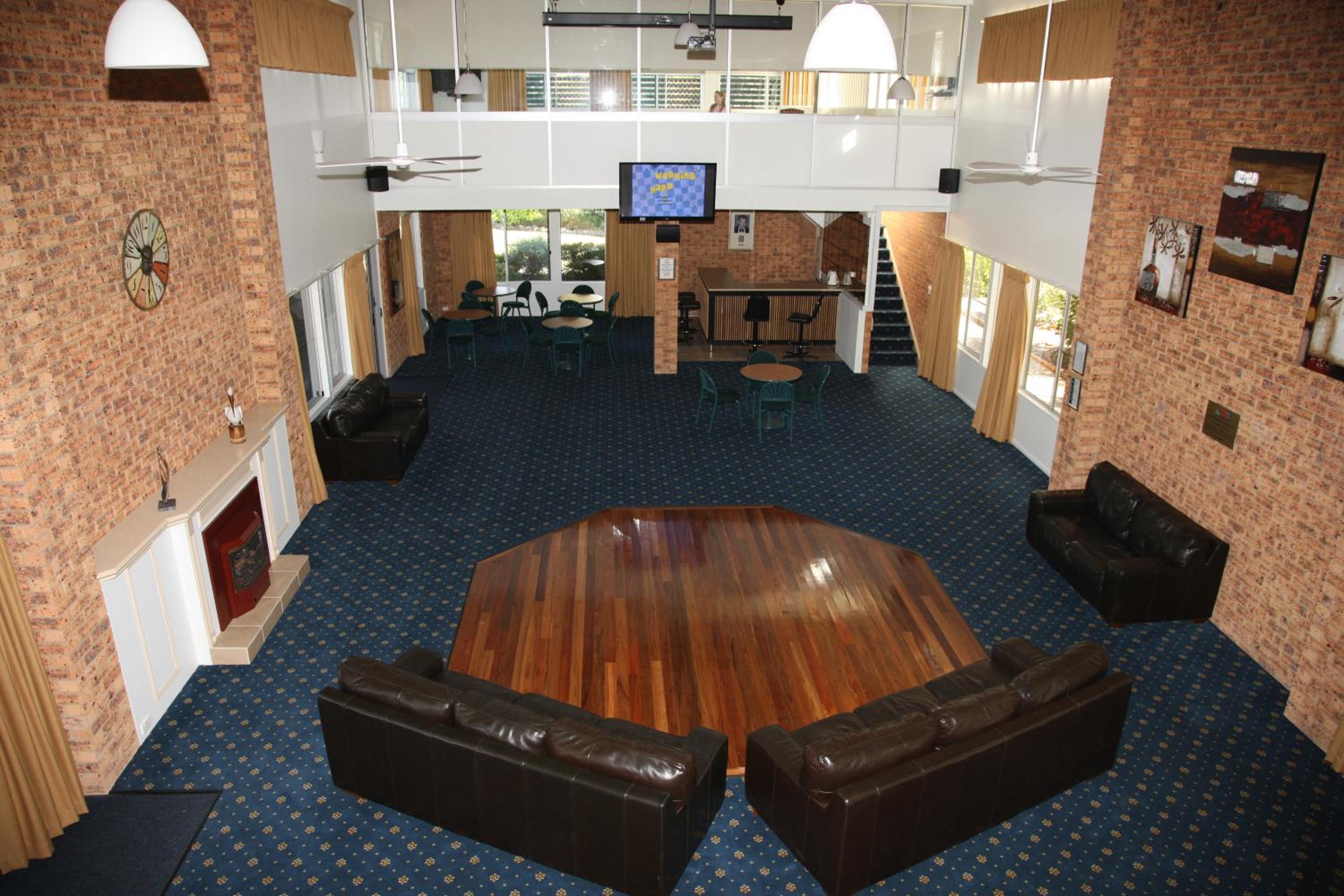 lounge