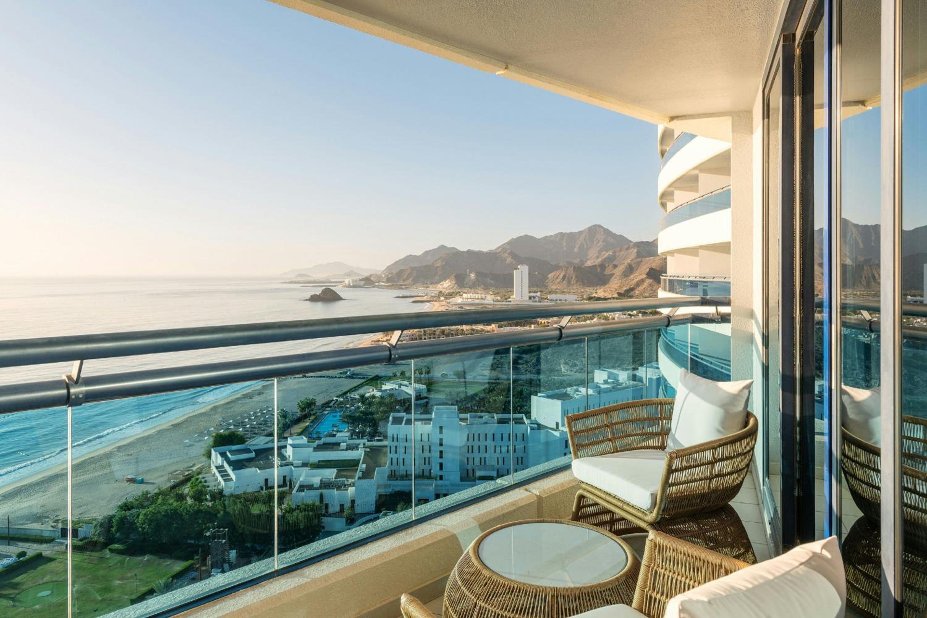 Le Meridien Al Aqah Beach Resort
