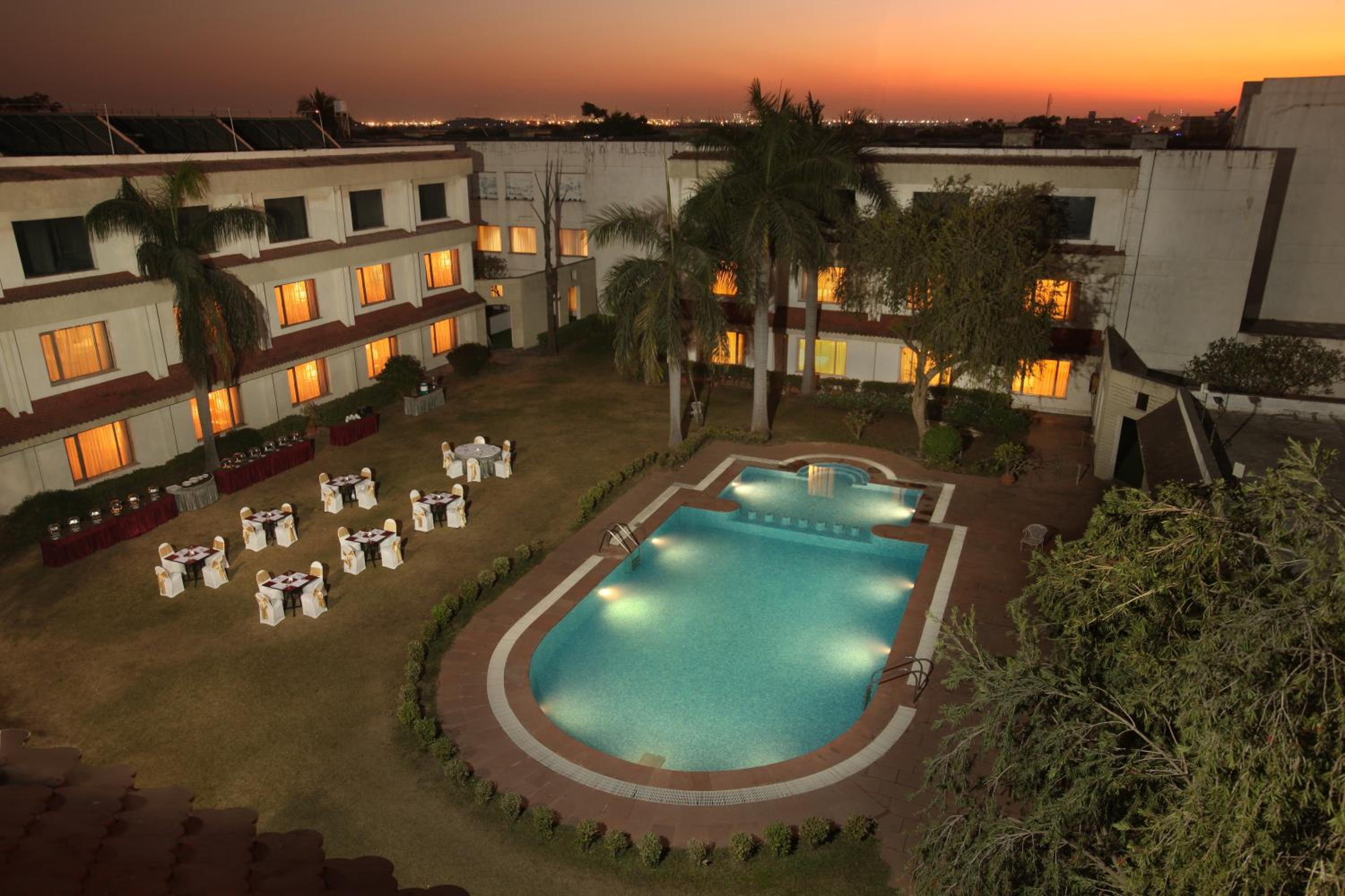 Hotel Express Residency-Jamnagar, photo 10