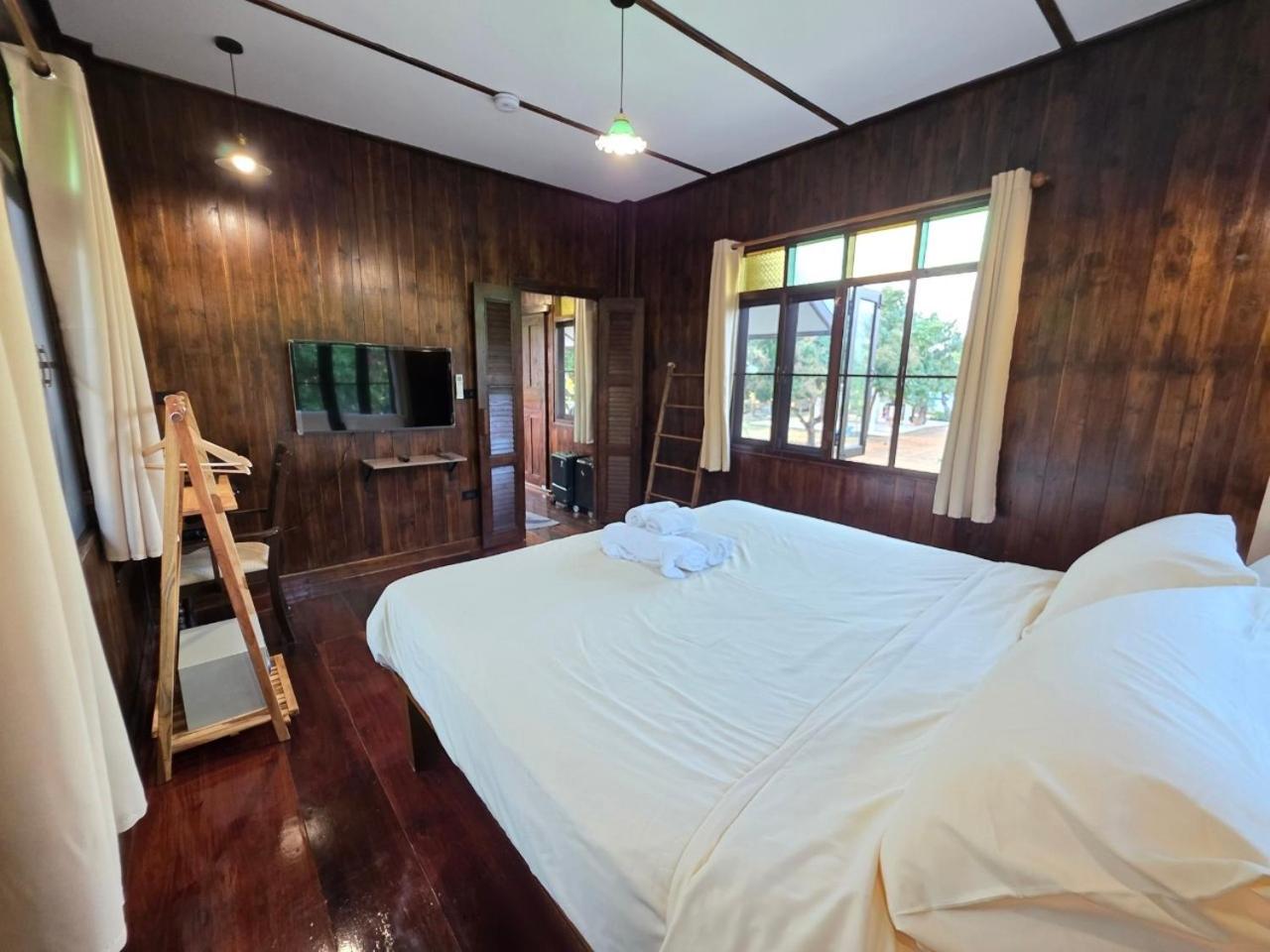 Shine Villa Sukhothai