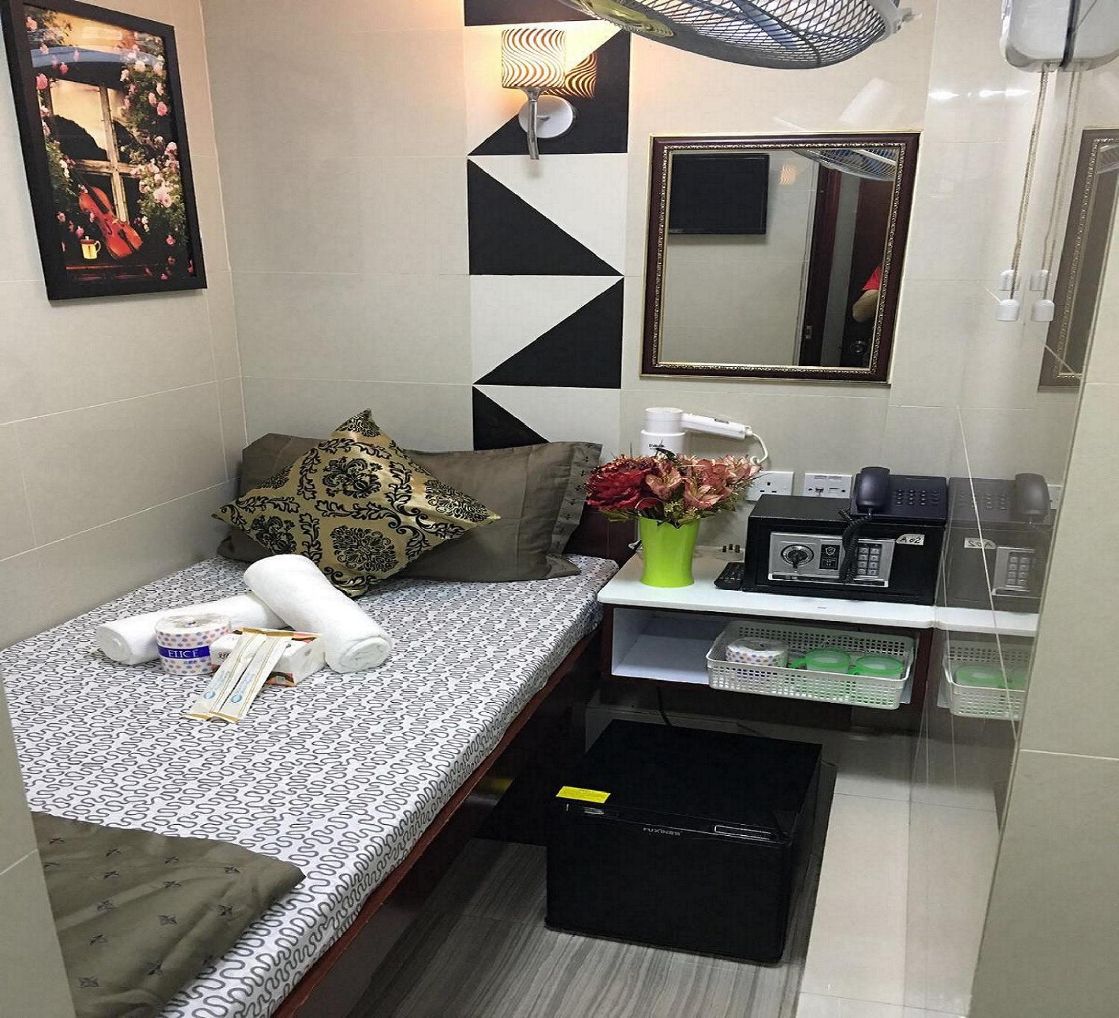 hotel room