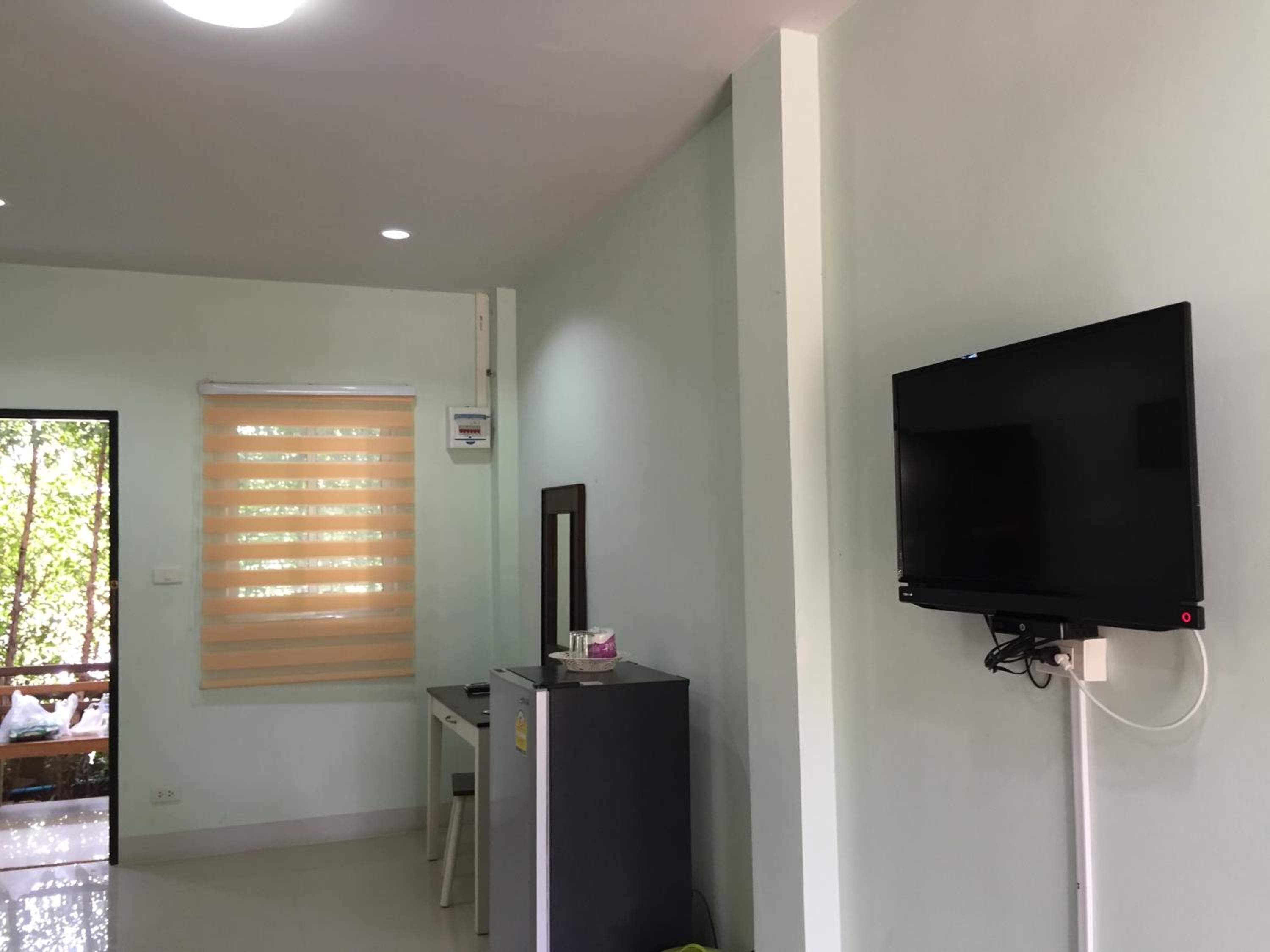 Rayonghouse Resort