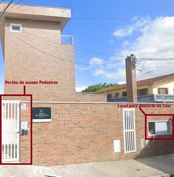 Casa em condomínio no Centro de Bertioga com Ar condicionado