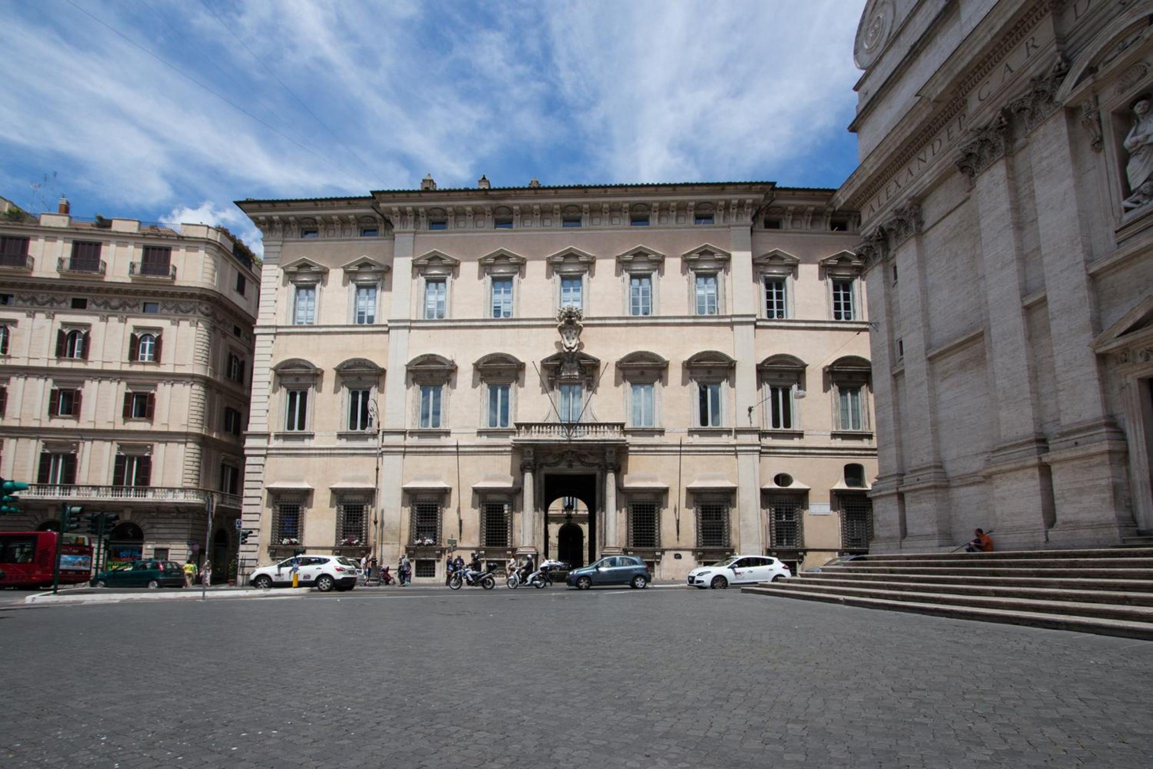 Altieri Loft Pantheon