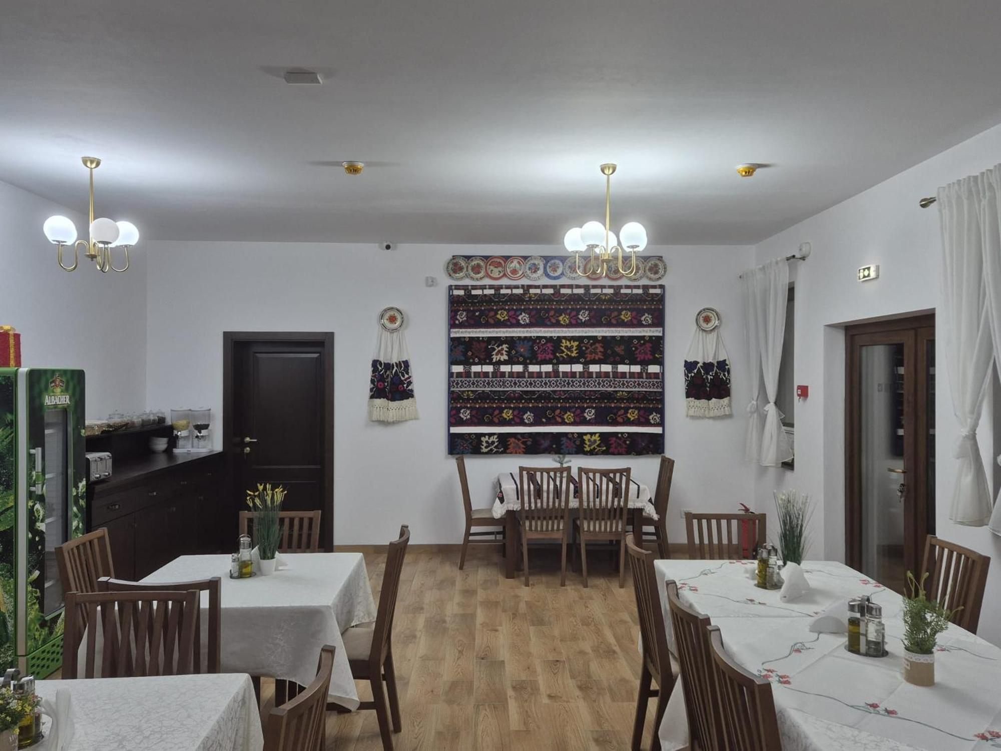 Zestrea Maramureșului Săpânța