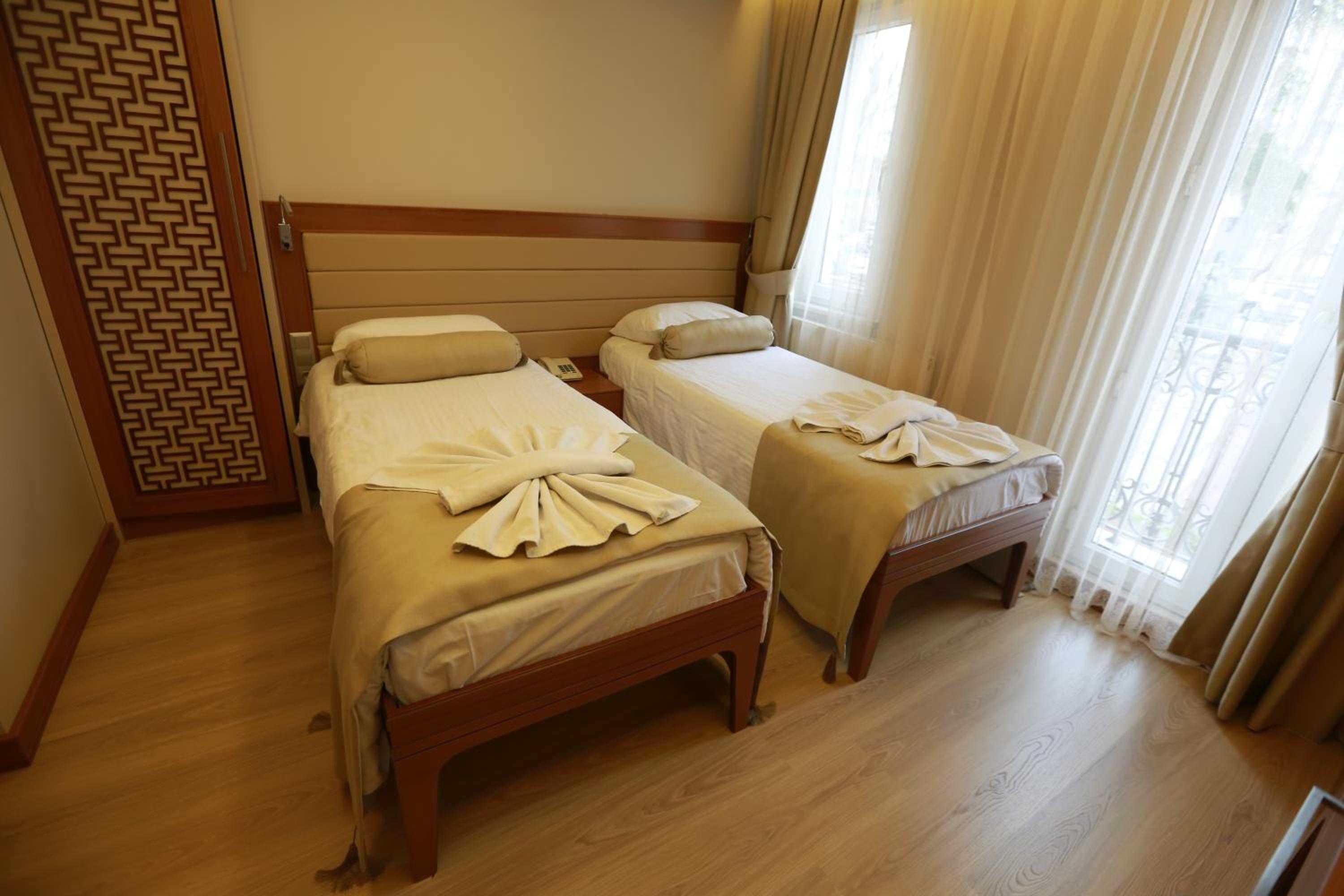 Sirkeci Park Otel - Image 61