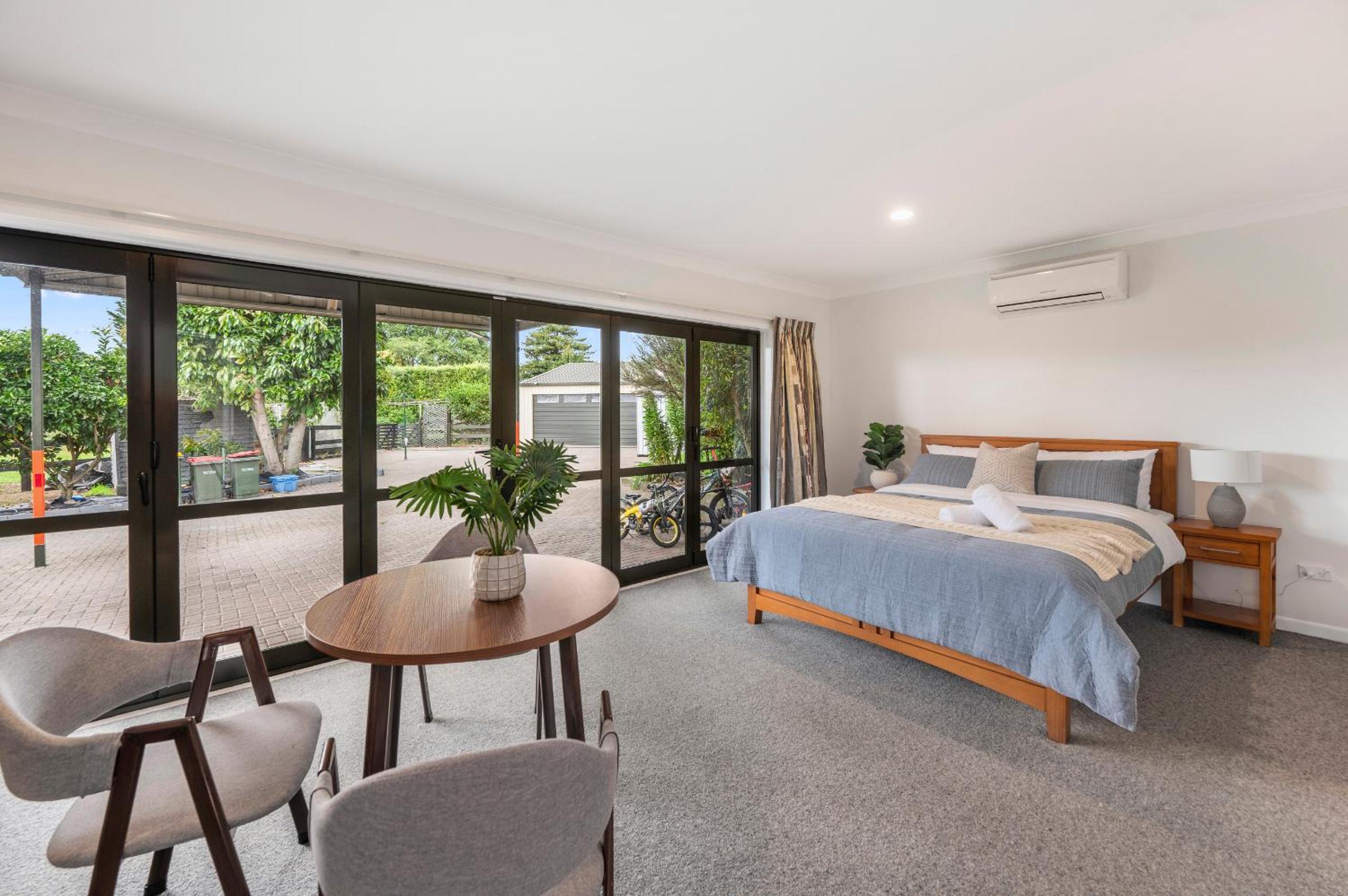 Spacious Rotorua Family Retreat with Huge Garden - Up to 11 Guests