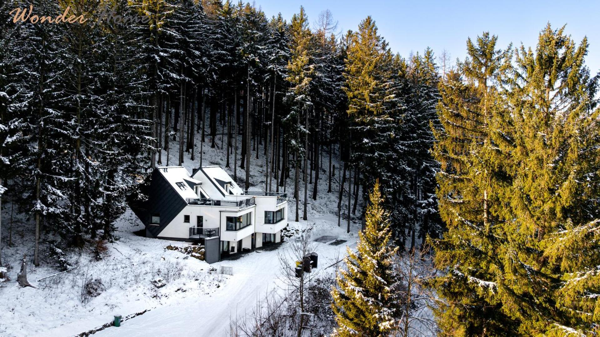 Wonder Home- blisko szlaków, z trasami i pięknym widokiem