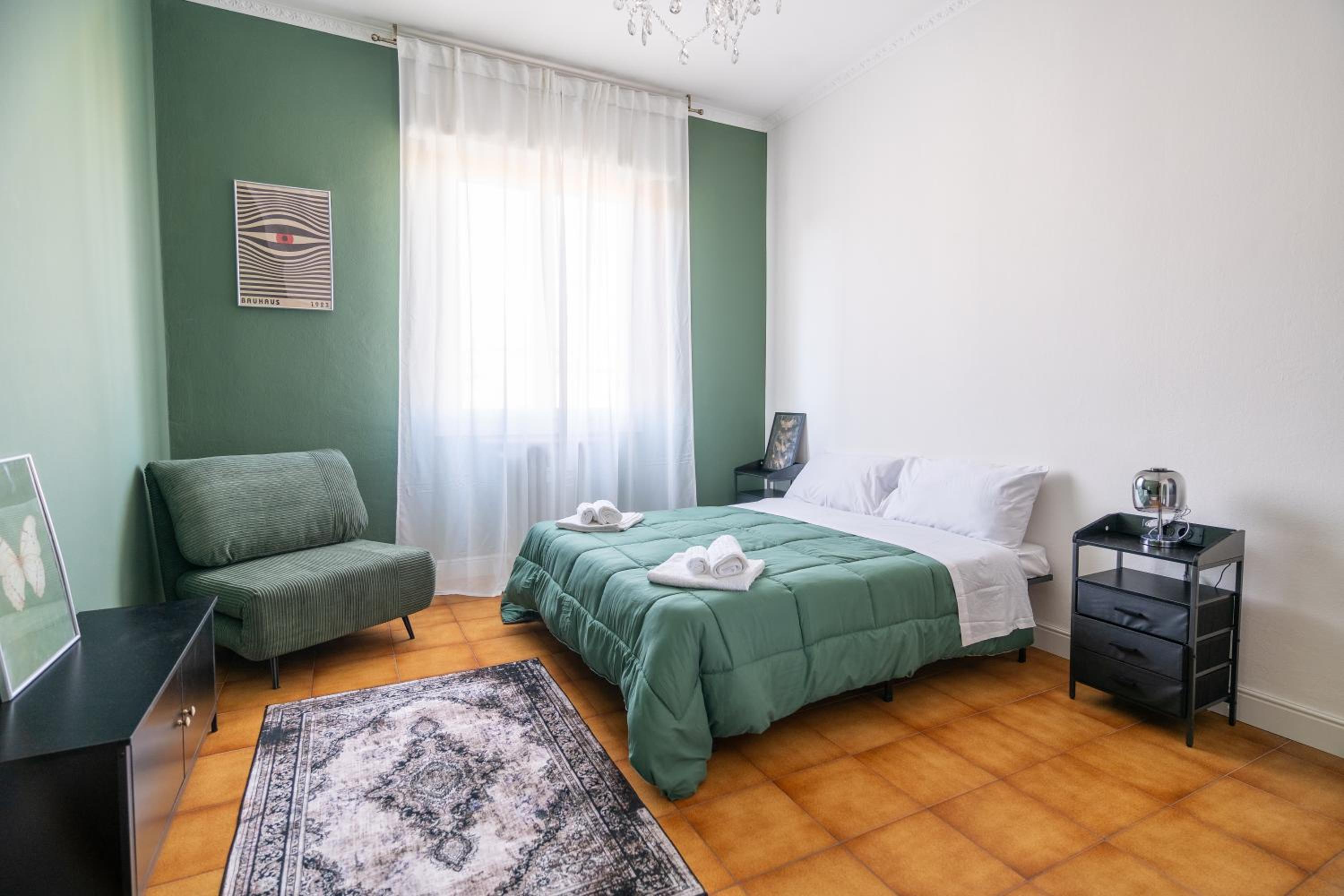 The English Flat - Rozzano, Milano