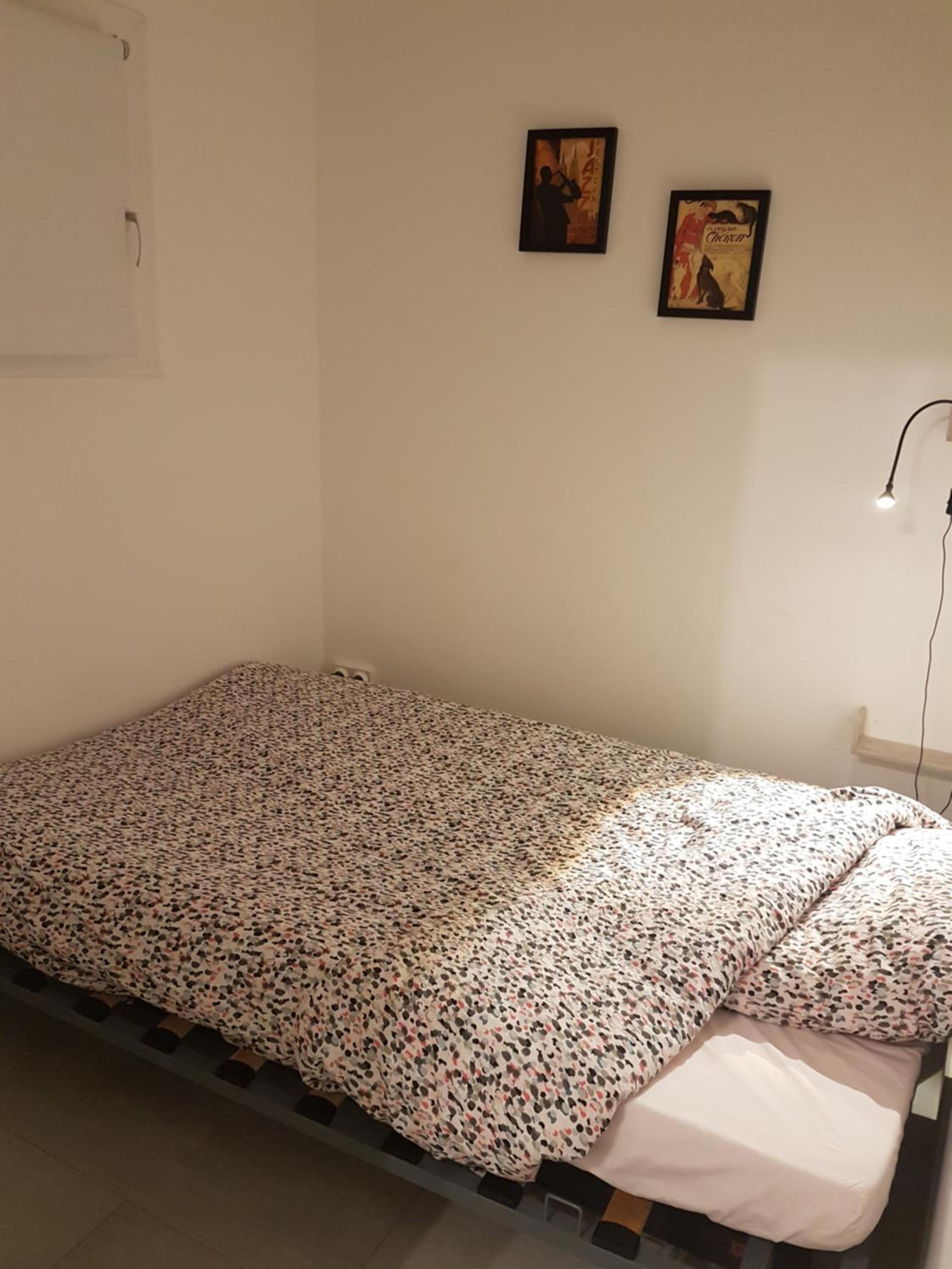 BANDOL T2 HYPER CENTRE rue calme
