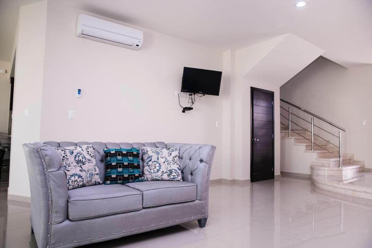 House in Punta Cerritos 3 Bedrooms and Rooftop