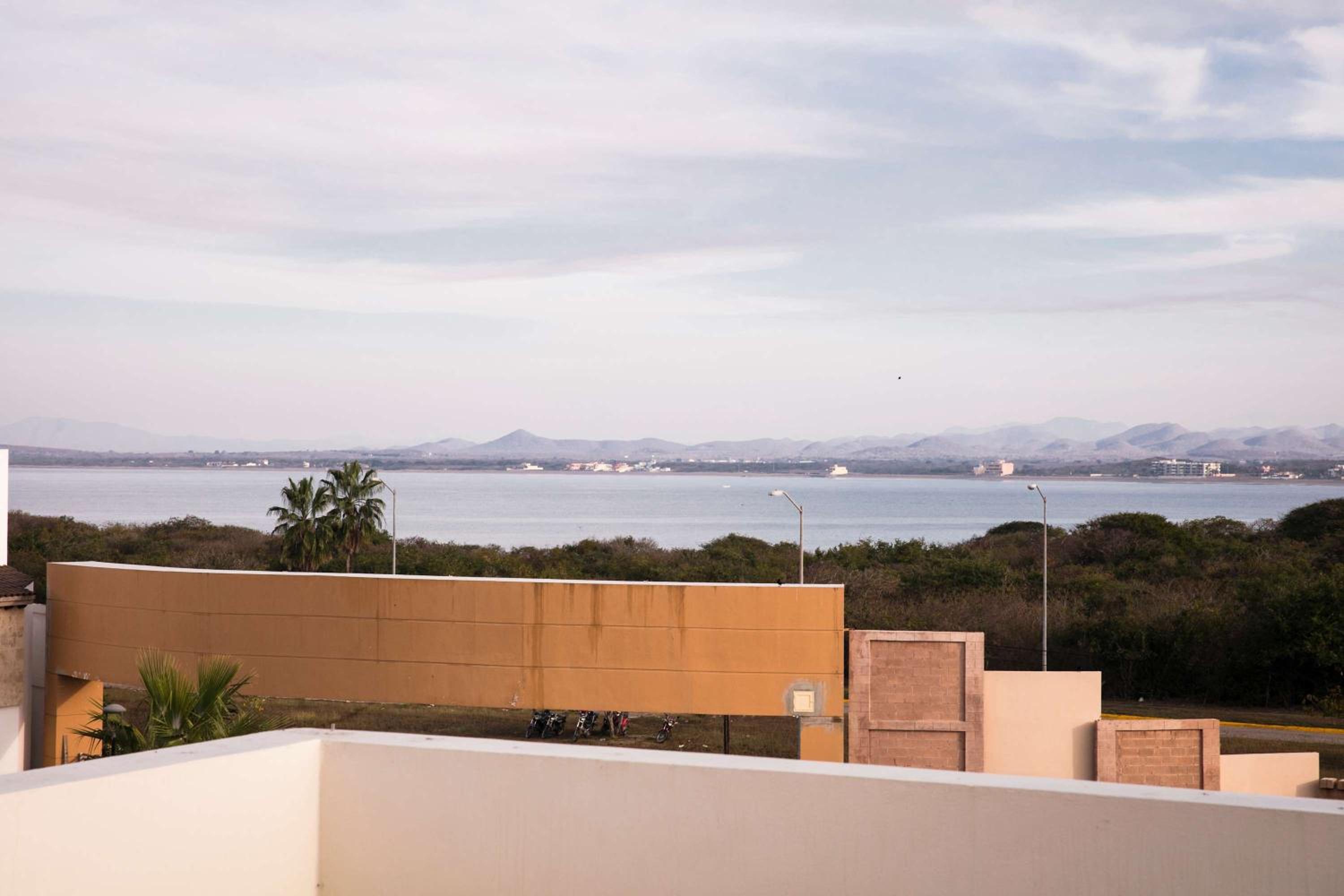 House in Punta Cerritos 3 Bedrooms and Rooftop