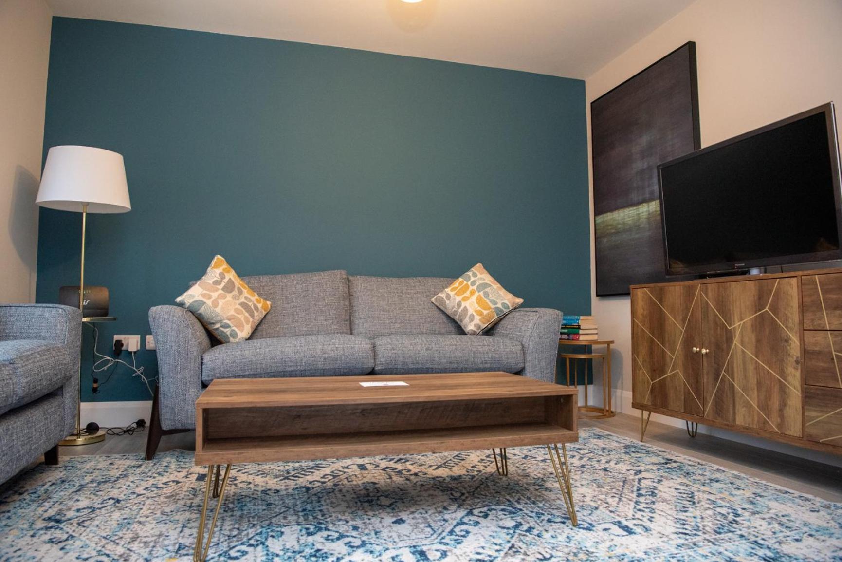 Luxury 3 bed town house Dog friendly