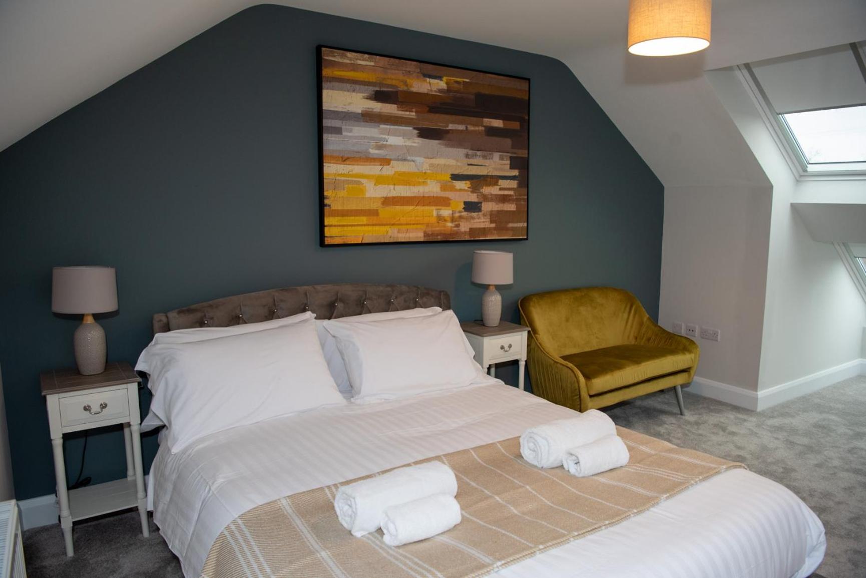 Luxury 3 bed town house Dog friendly
