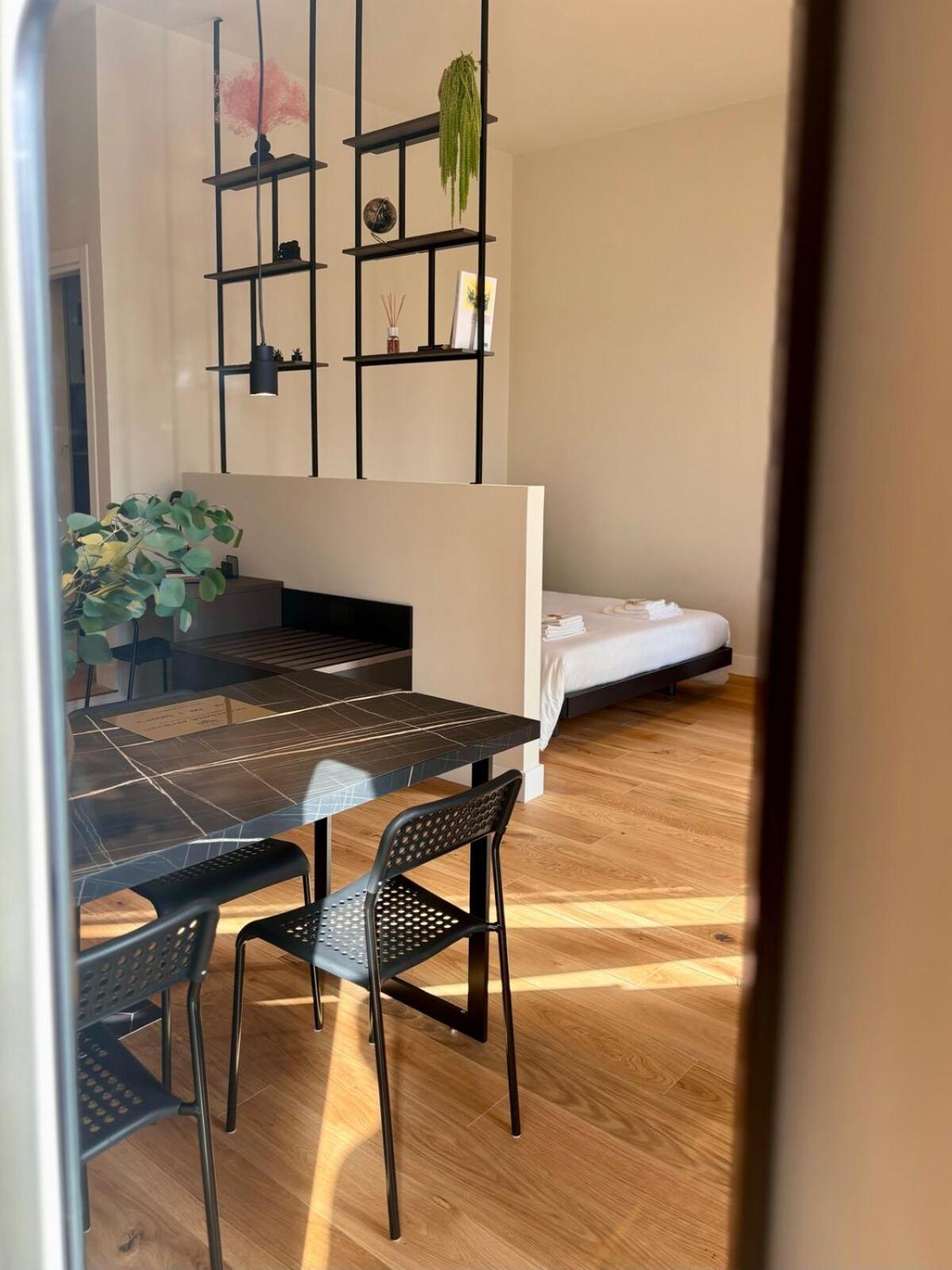 Reuetta Apartment - Elegant and Central stay in Genoa