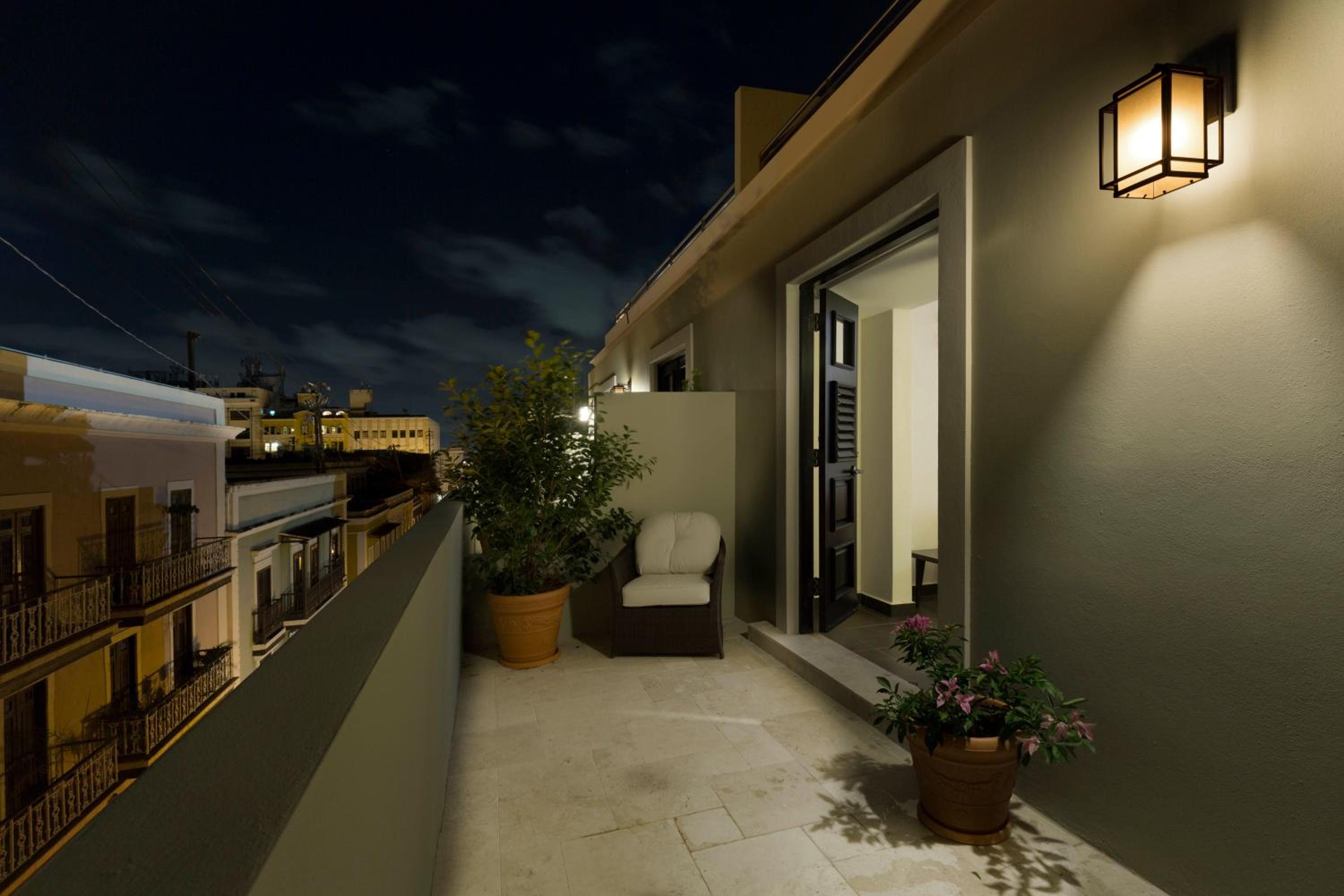 Decanter Hotel - Property Image 40