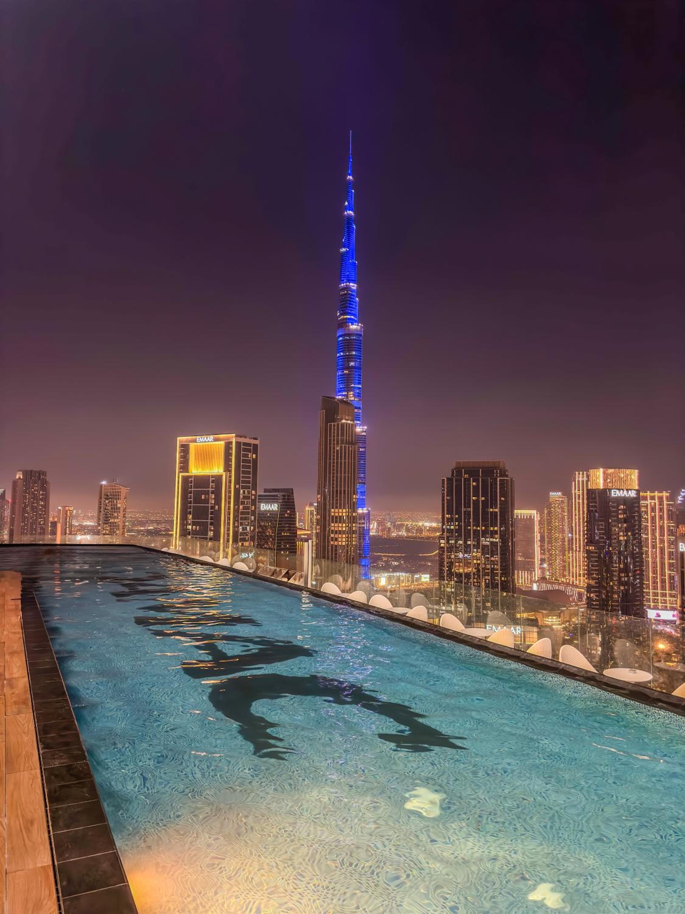 New Luxury SeaView 2Bed - Spectacular Rooftop Infinity Pool, Bar & Burj Views!