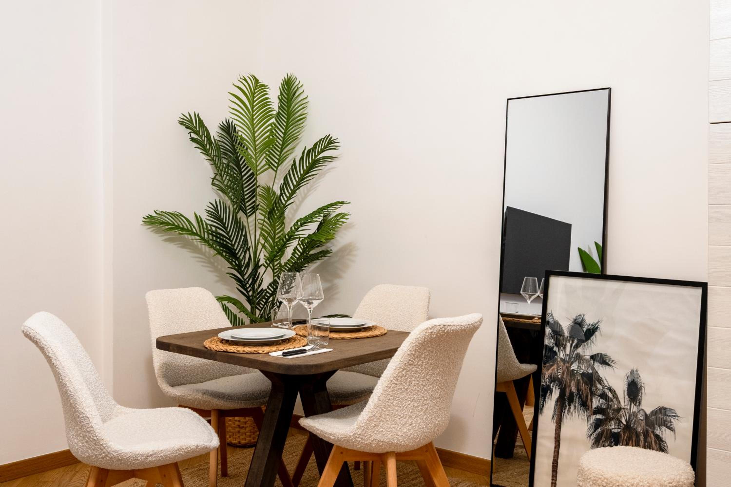 High-end Apartment in Bari Center