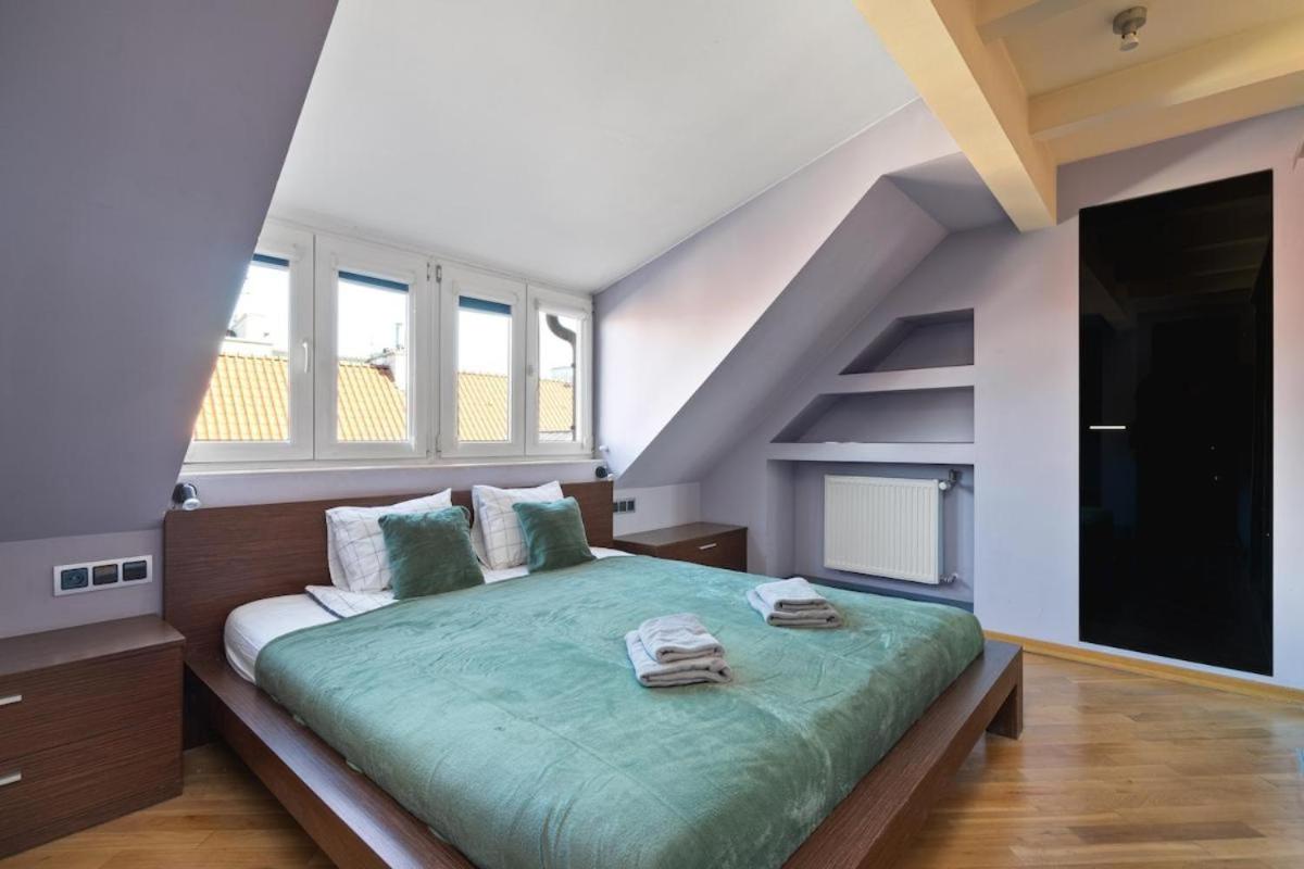 Golden Apartments Warsaw - Elegant & Stylish 3-Floor Apartment - Warsaw Old Town