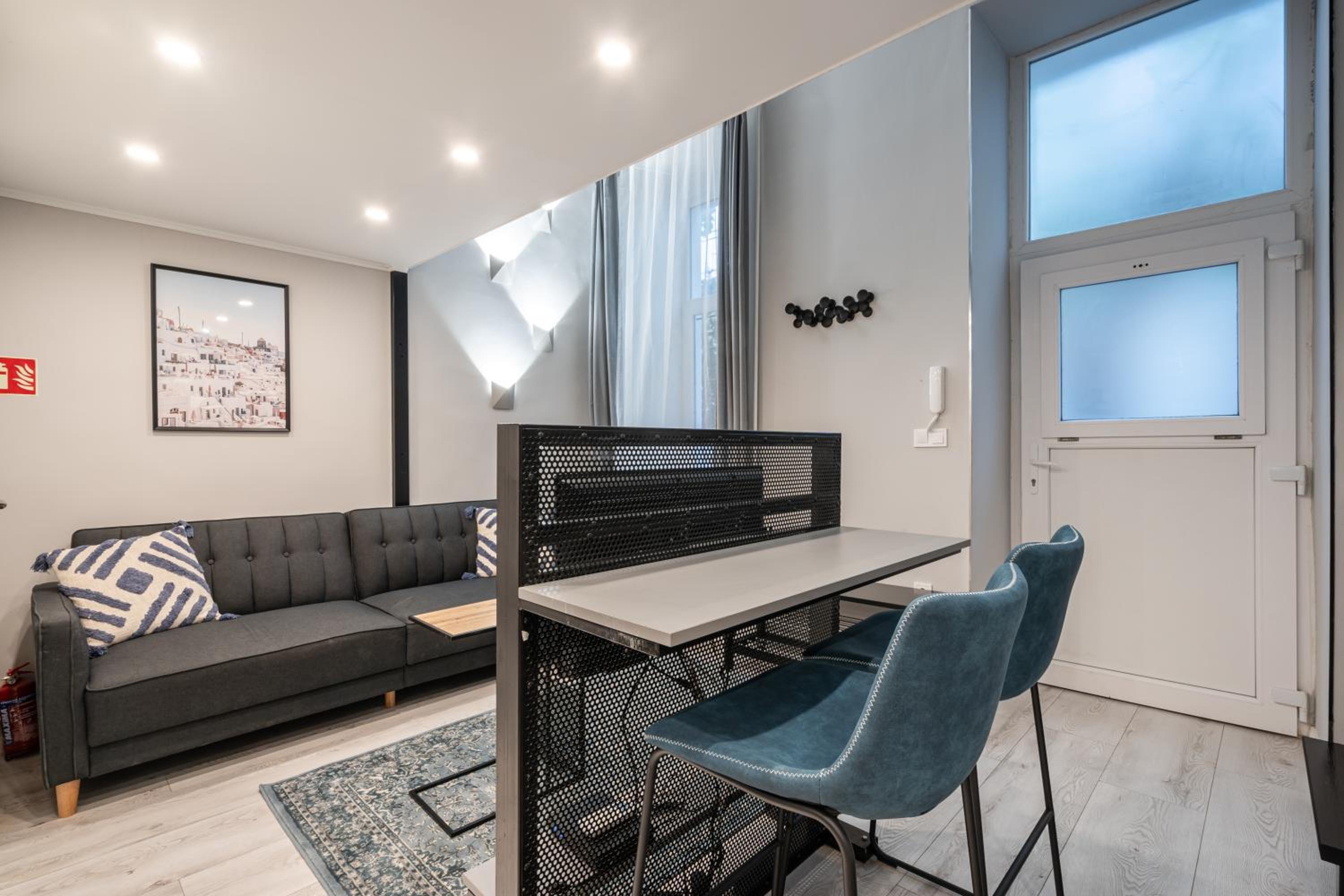 S13- Boutique Apartments, Best Location, by BQA