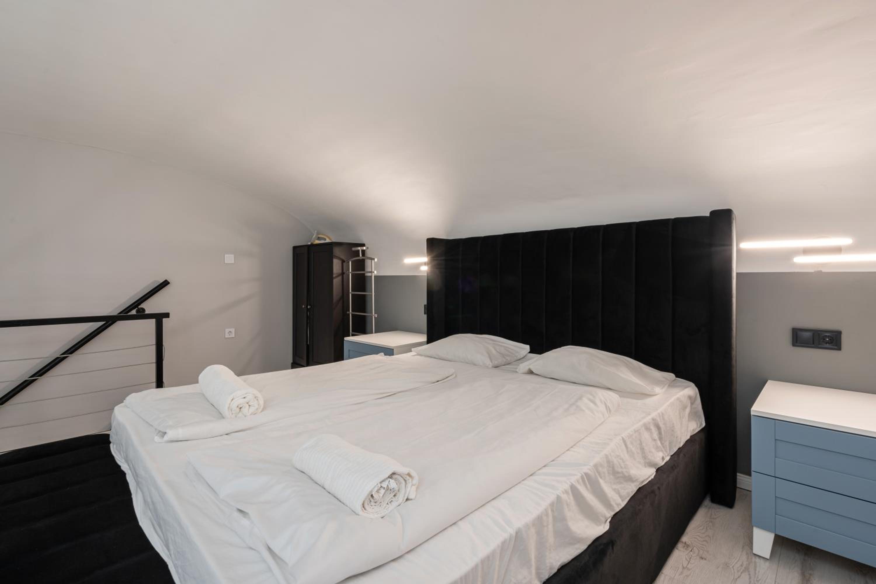 S13- Boutique Apartments, Best Location, by BQA