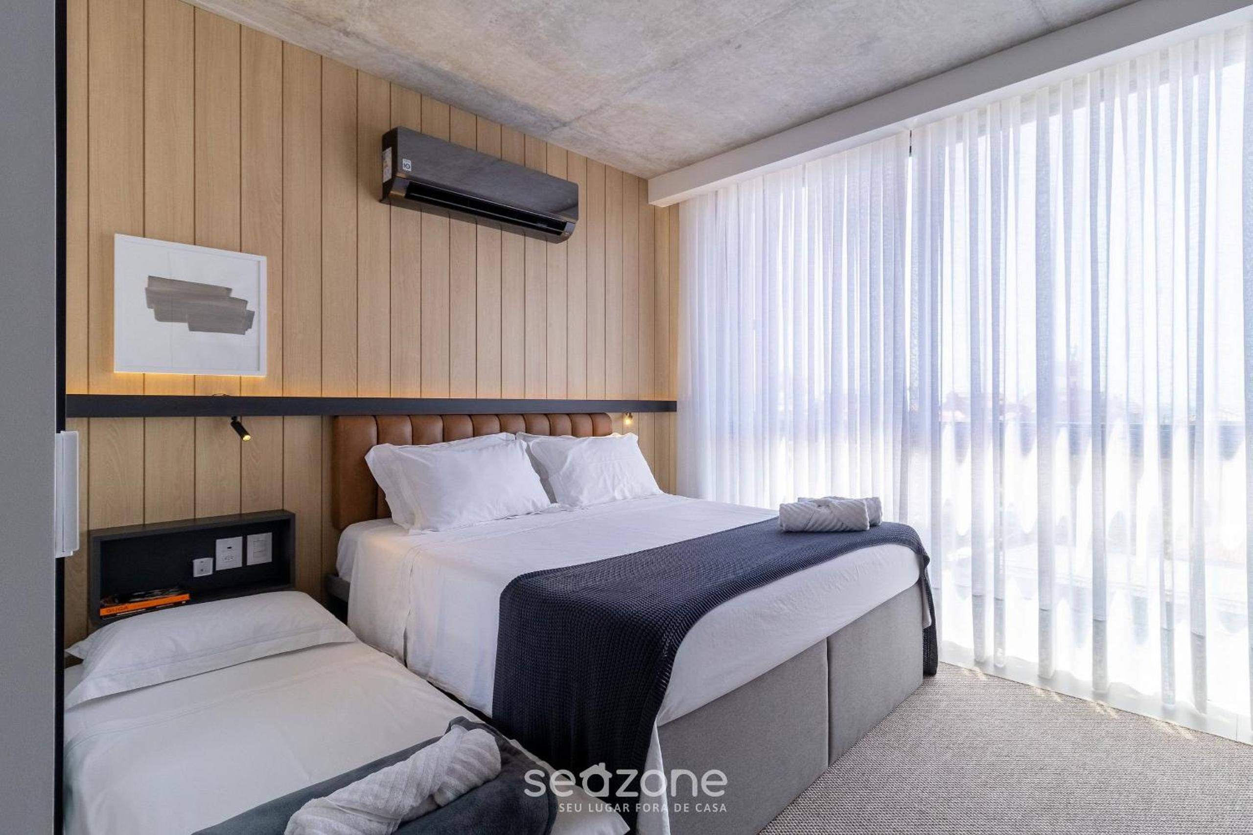 Studios in Building with Swimming Pool in Jurerê - SOT