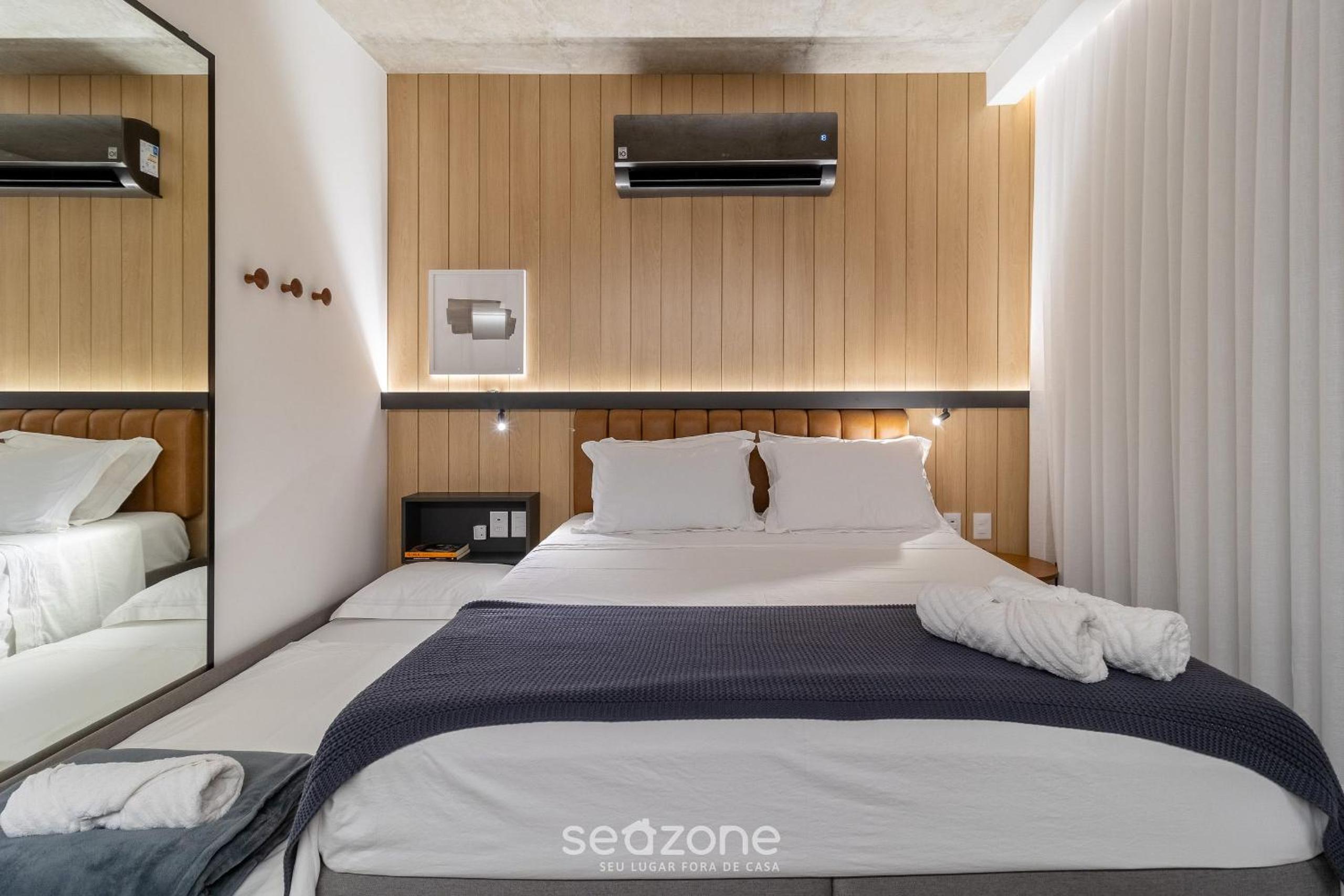 Studios in Building with Swimming Pool in Jurerê - SOT
