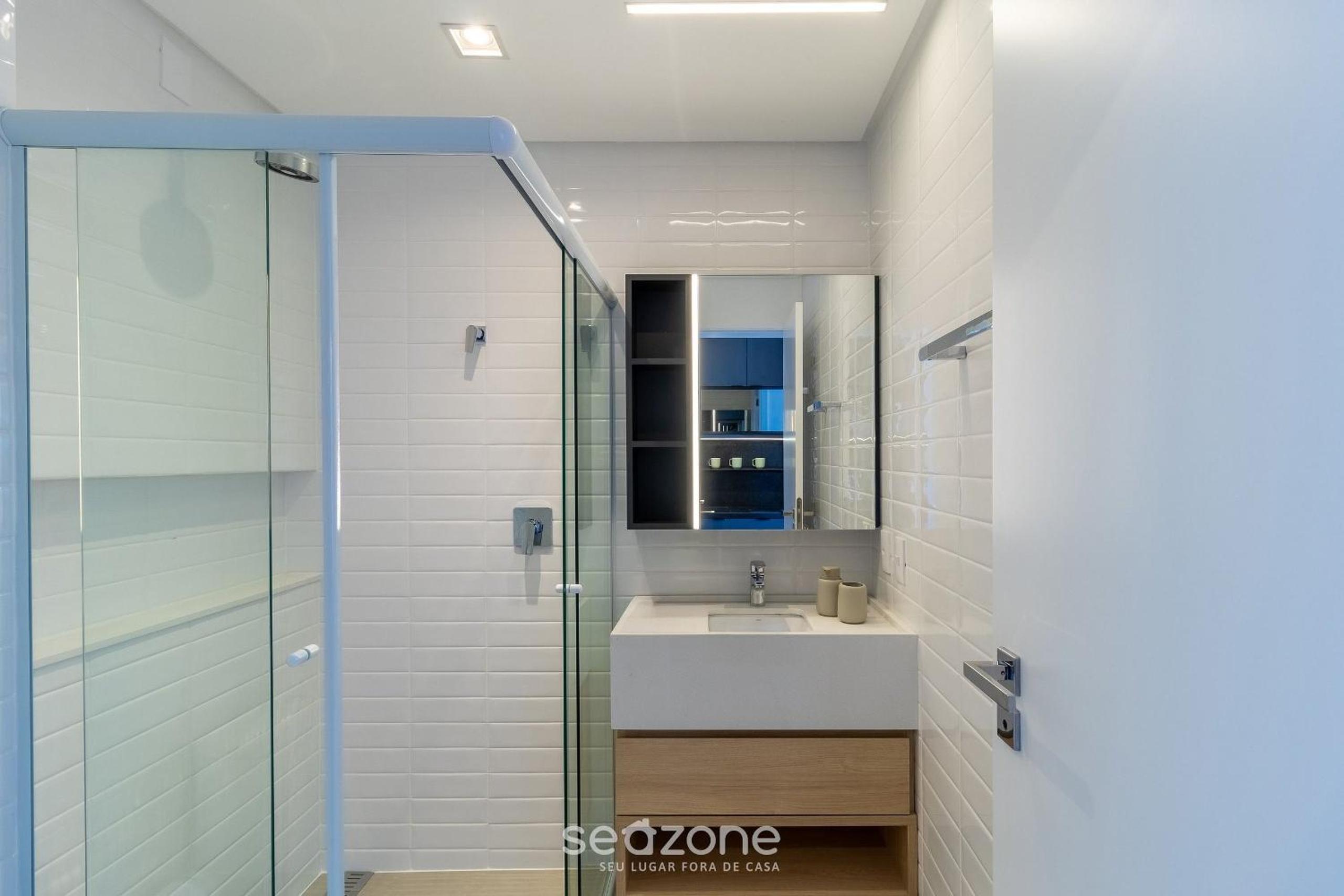 Studios in Building with Swimming Pool in Jurerê - SOT