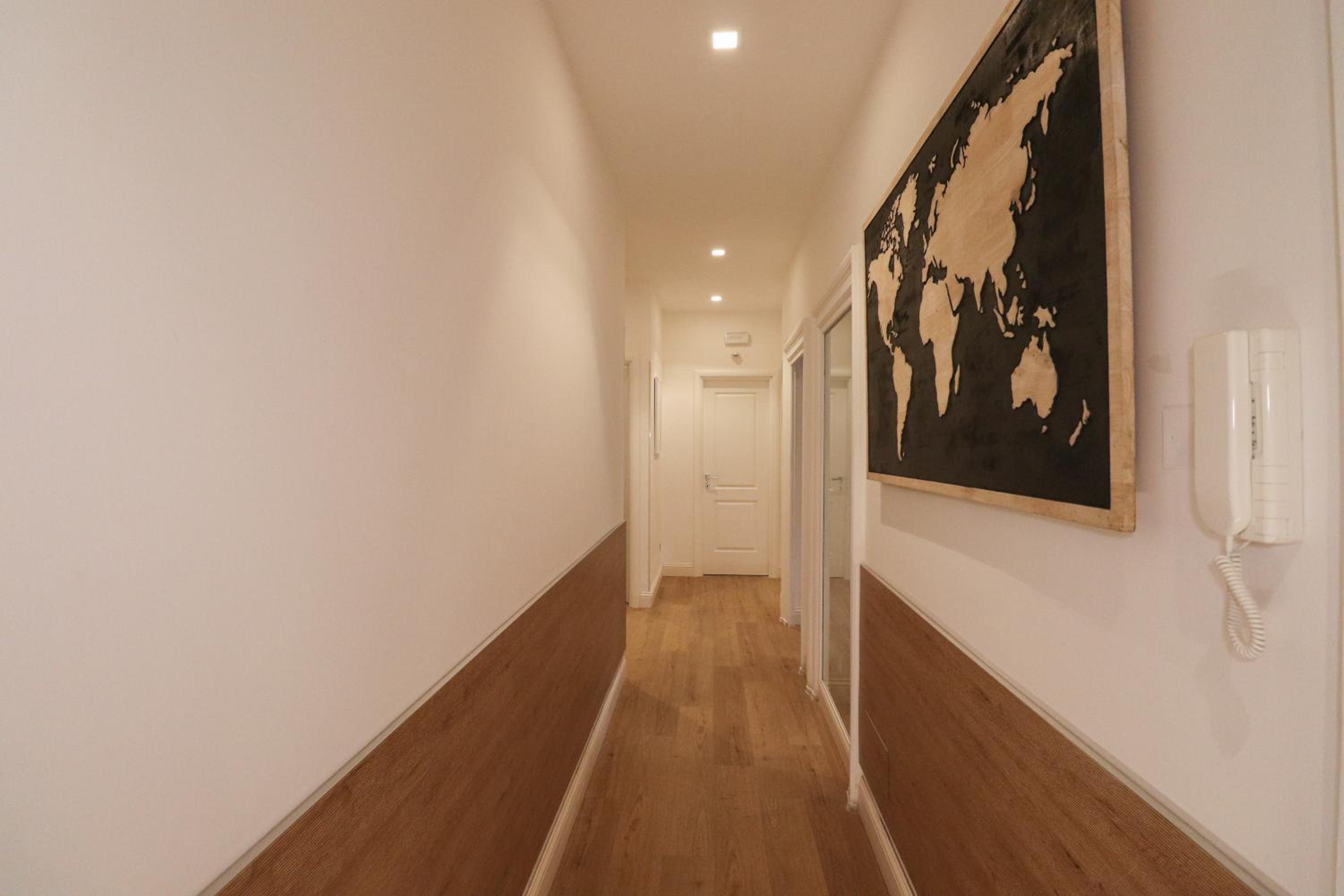 St Peter & Vatican Luxury Suites - Boutique Suites in Rome Centre & Vatican - AC, Wifi & Metro 5 min