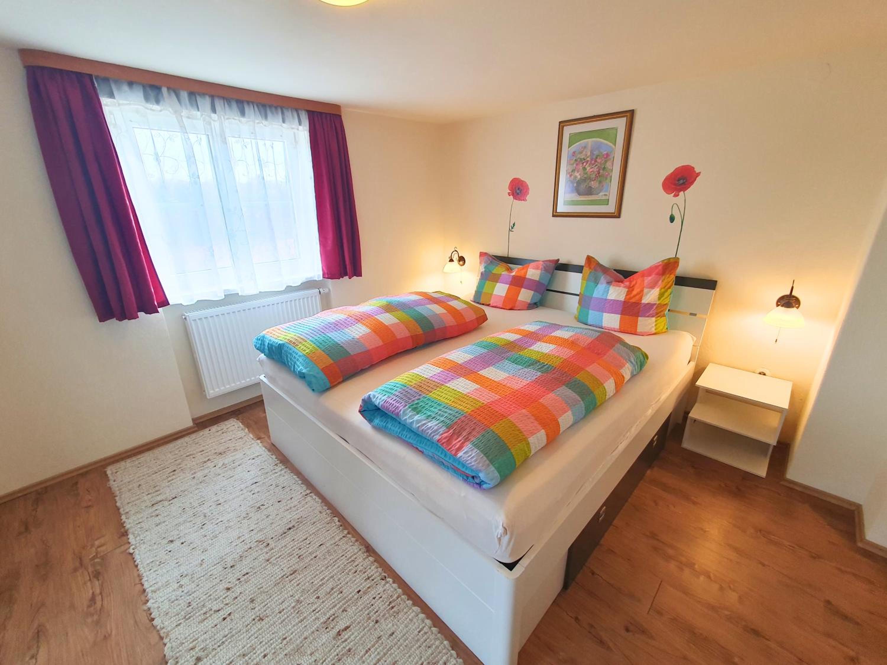 Haus Hindelang - 2 FeWos mit Zugspitzblick, inkl Königscard, gratis Parken & WLAN, Self Check-In, 5 Minuten ins Zentrum