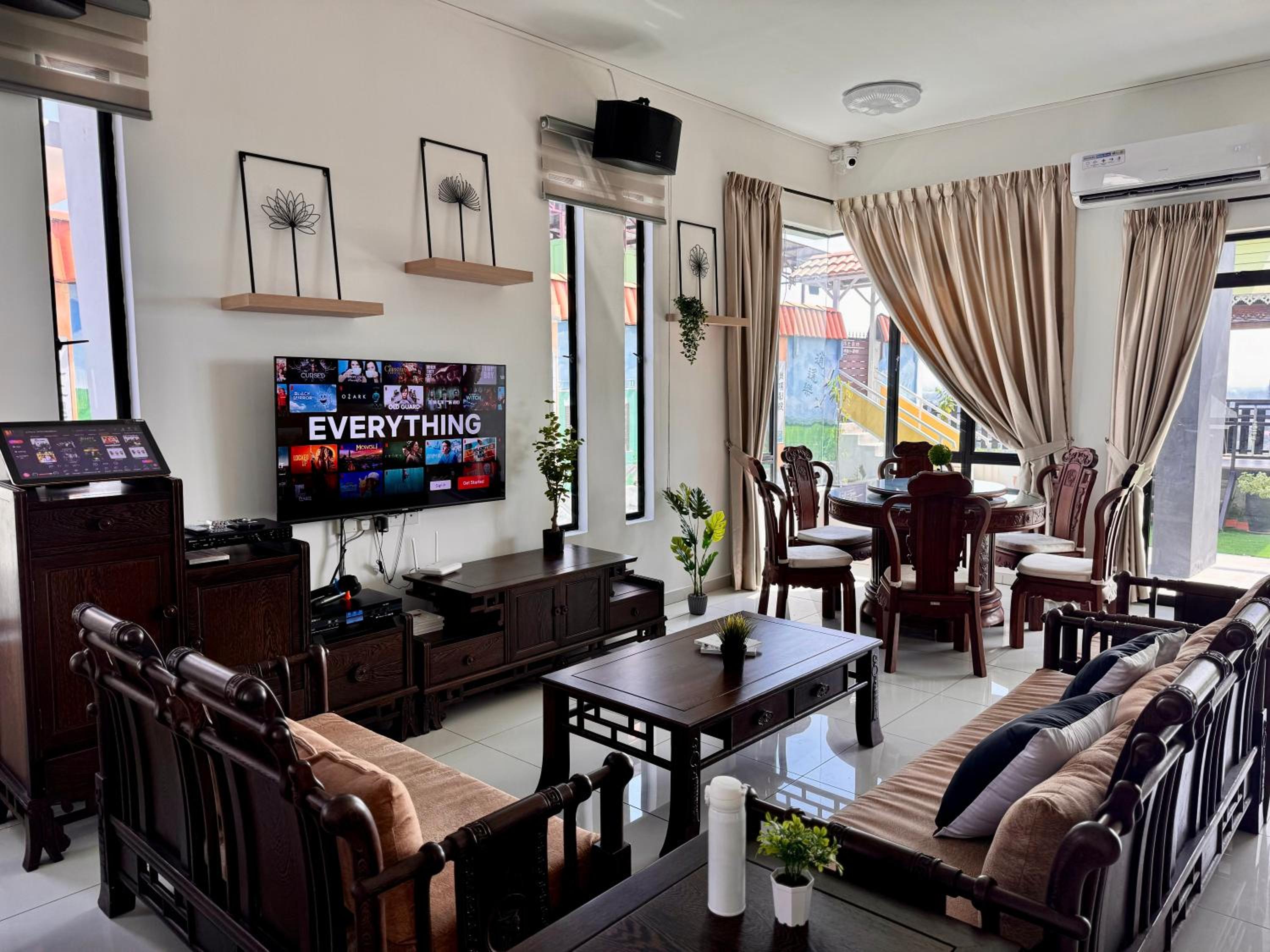 Ipoh Lahat Mines Private Pool Lake Villa by IWH Suites