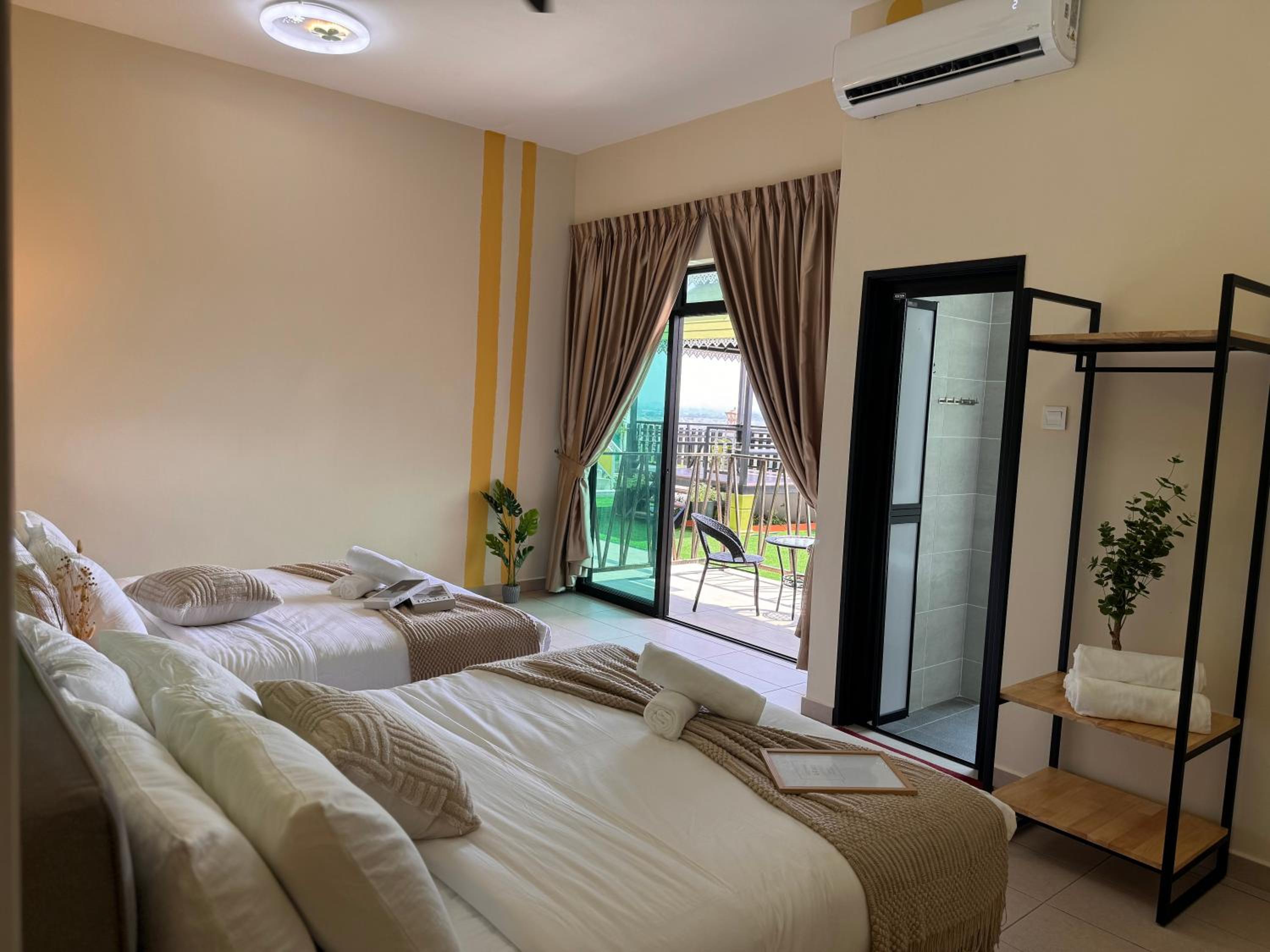 Ipoh Lahat Mines Private Pool Lake Villa by IWH Suites