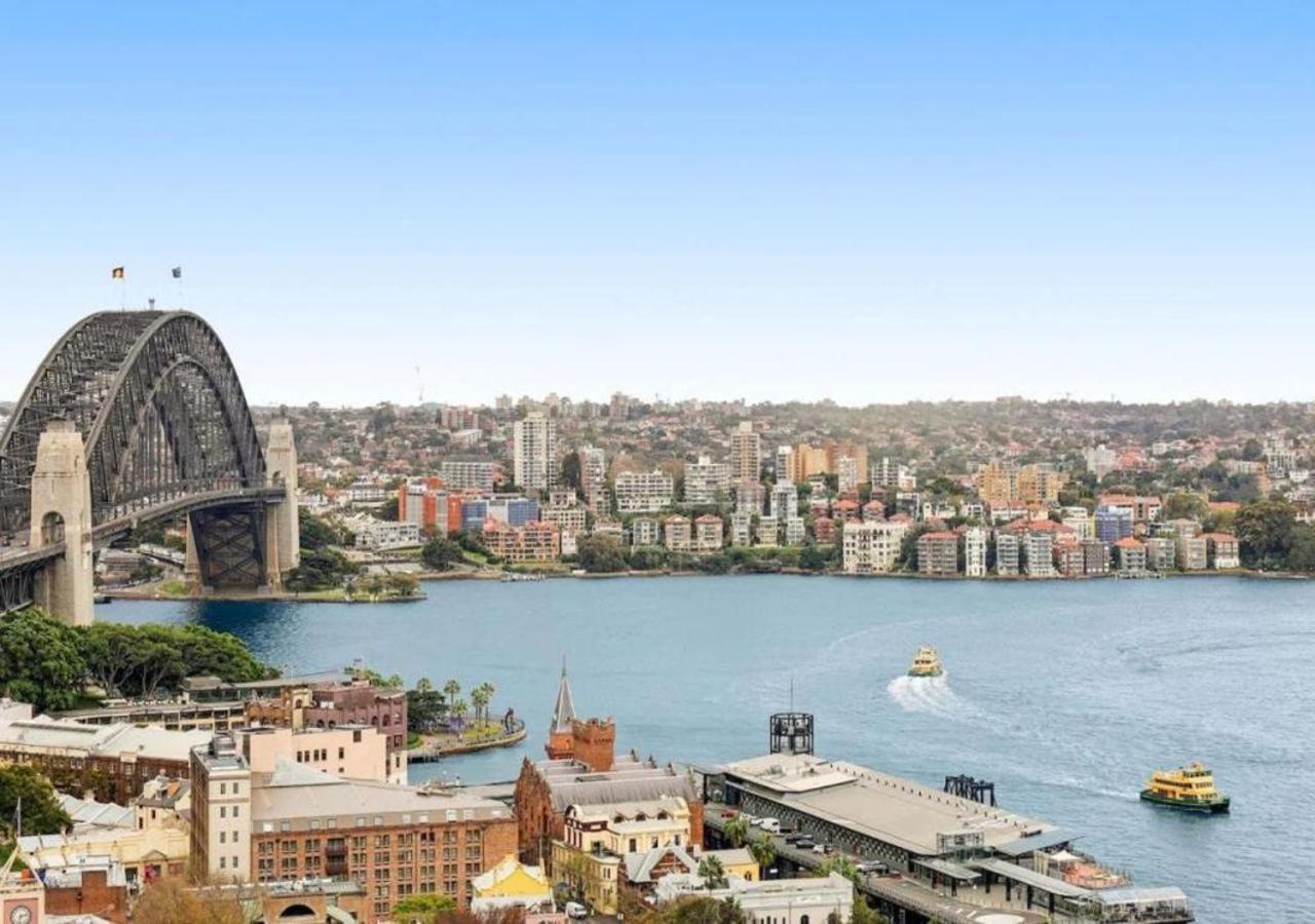 Breathtaking Harbour Bridge Views In Prime Locale