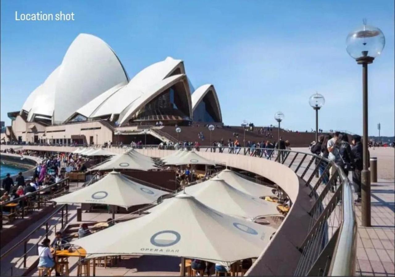 Breathtaking Harbour Bridge Views In Prime Locale