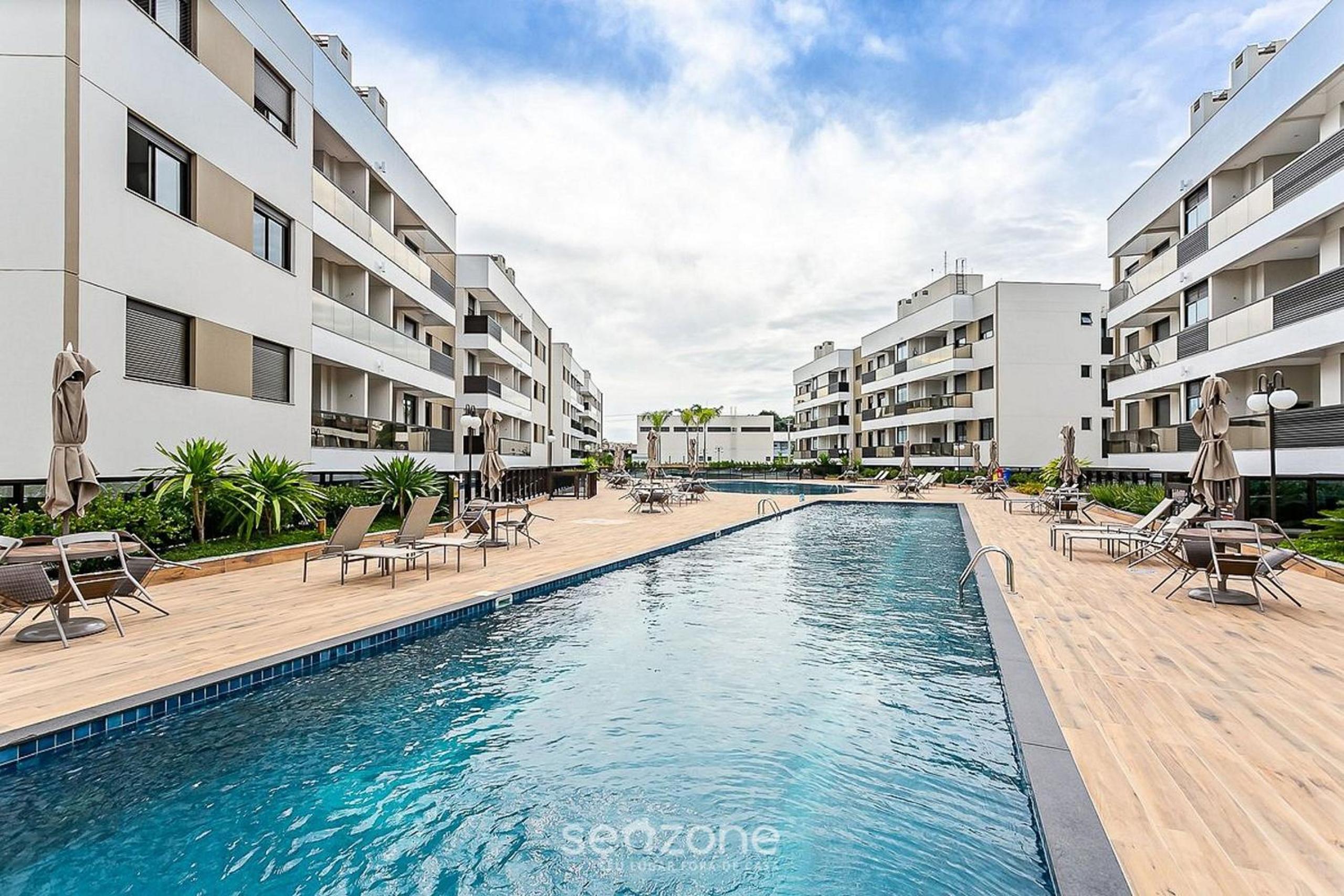 Apart Near the Beach in Cond. w/ Pool ADC0205