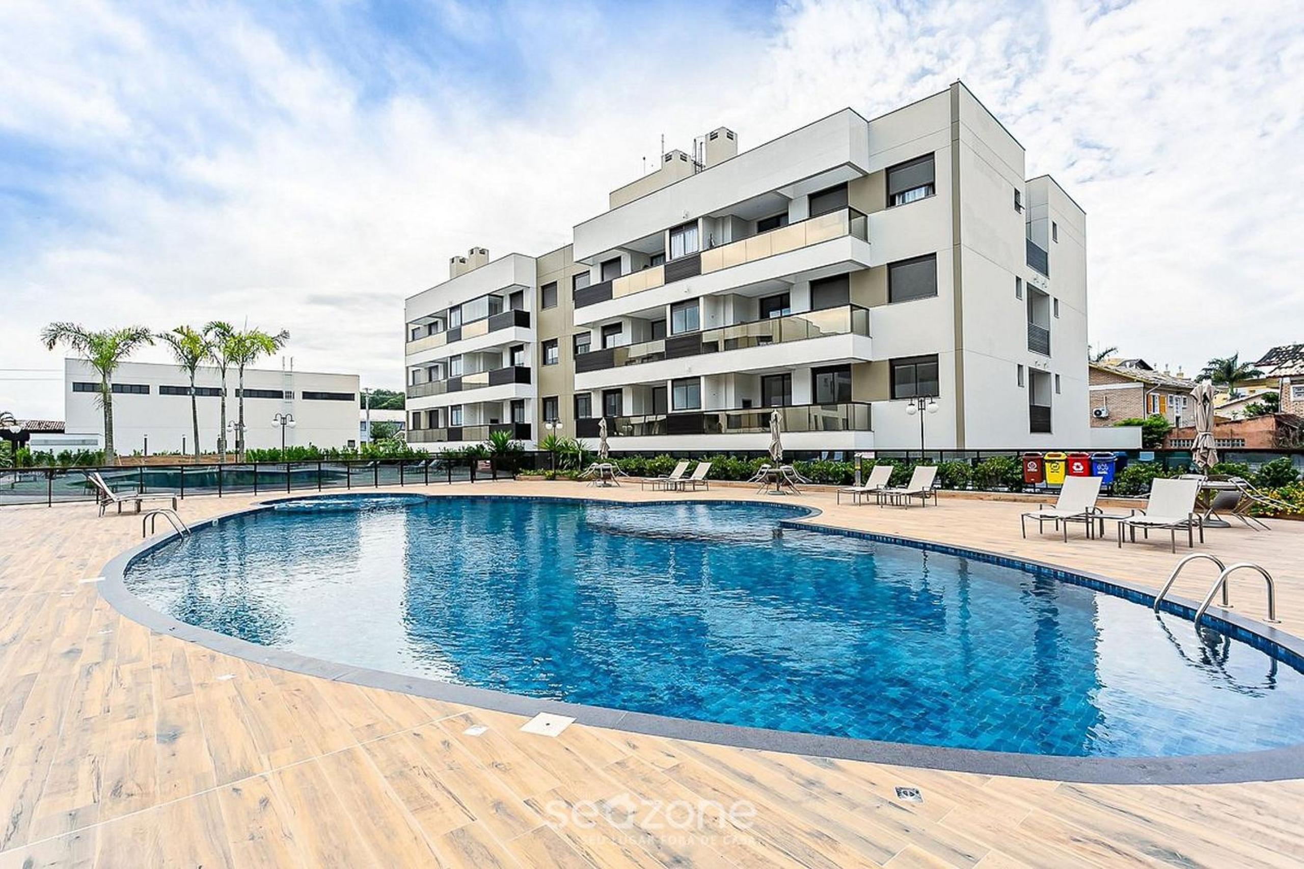 Apart Near the Beach in Cond. w/ Pool ADC0205