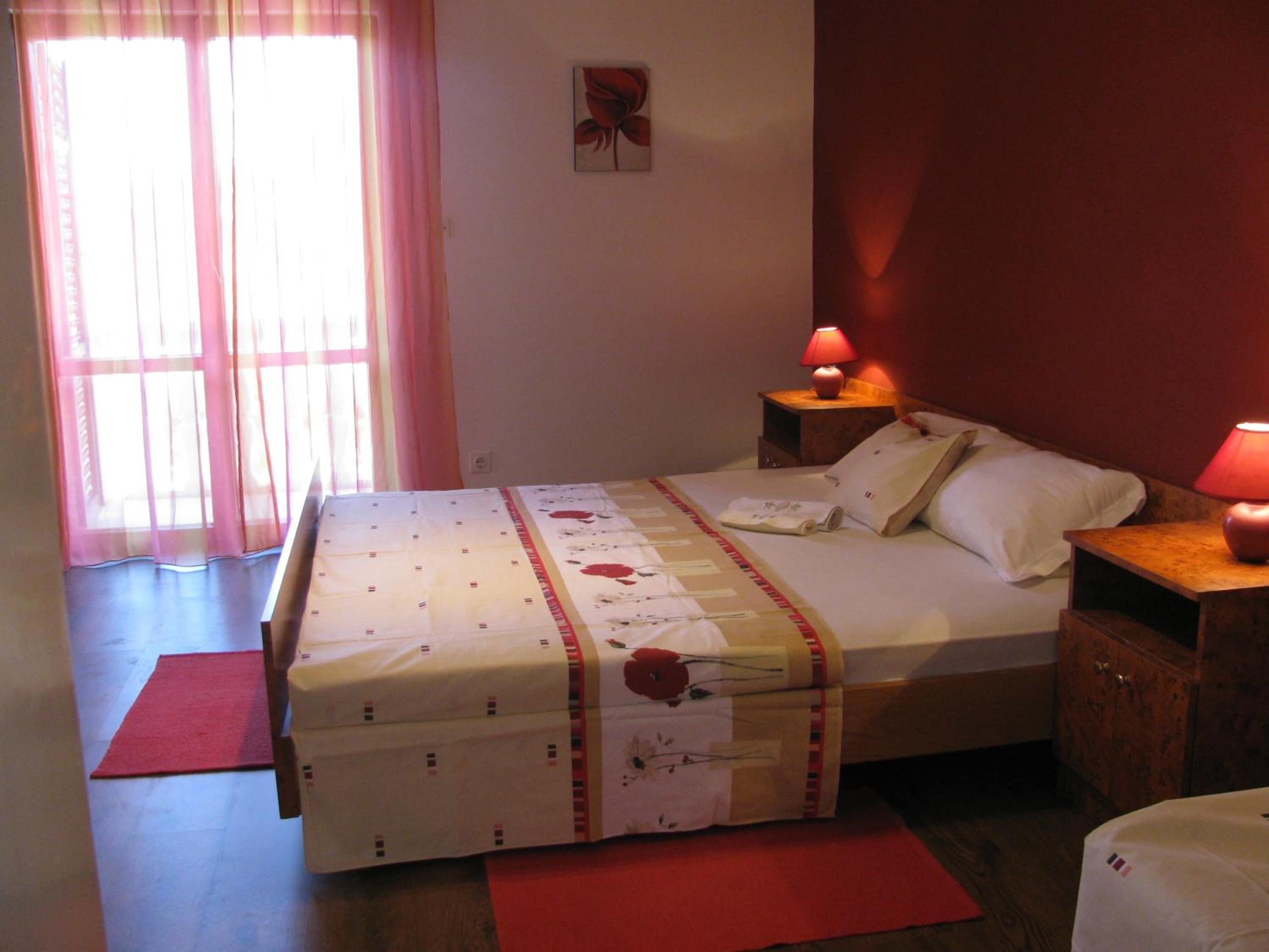 Photo 51