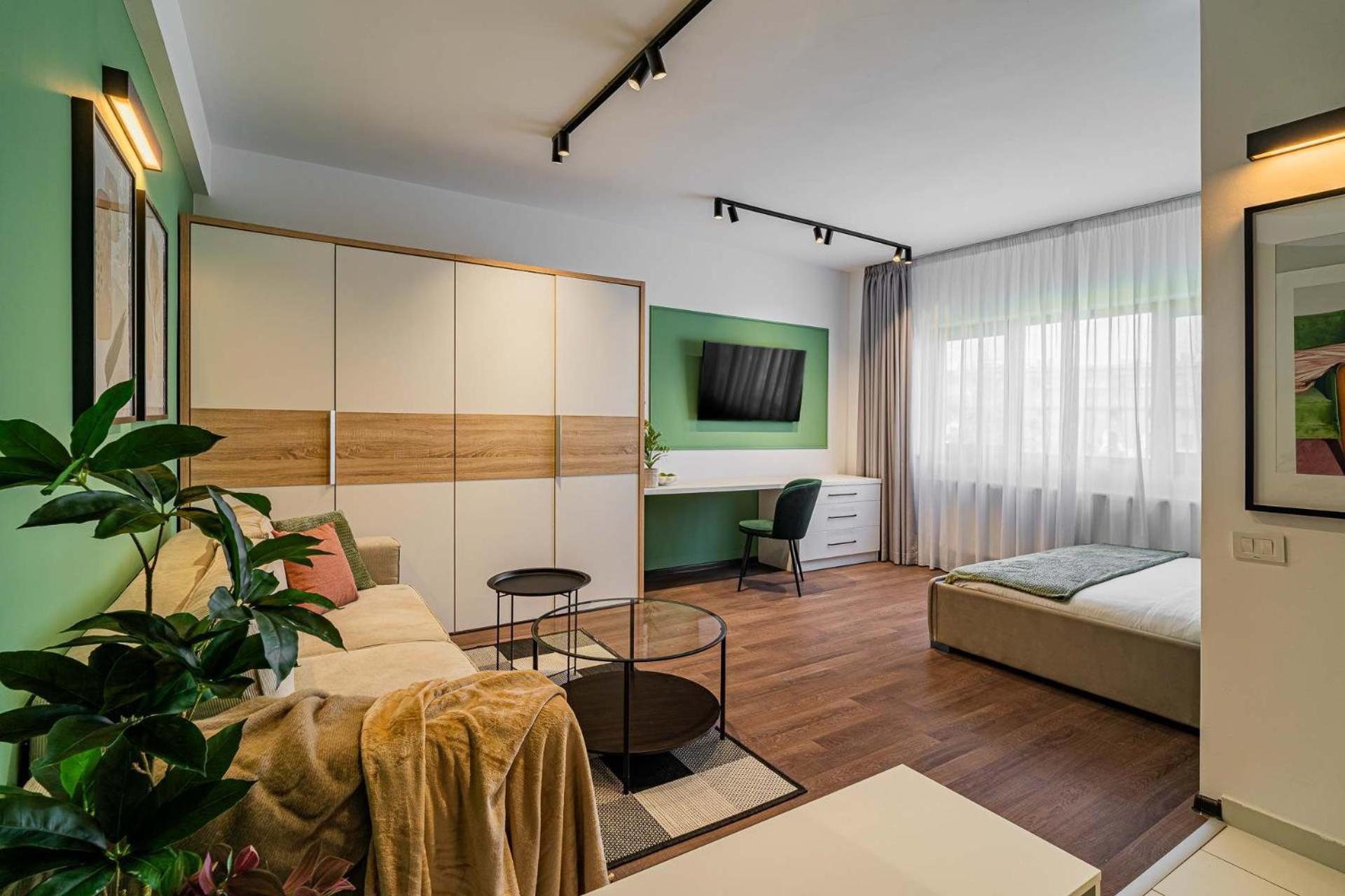 Cismigiu Park Studio - Fresh & Serene Flat with Light-Filled Interiors
