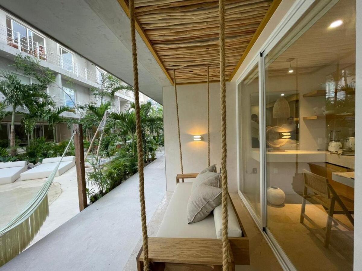 New Villa with bathtub and Jacuzzi